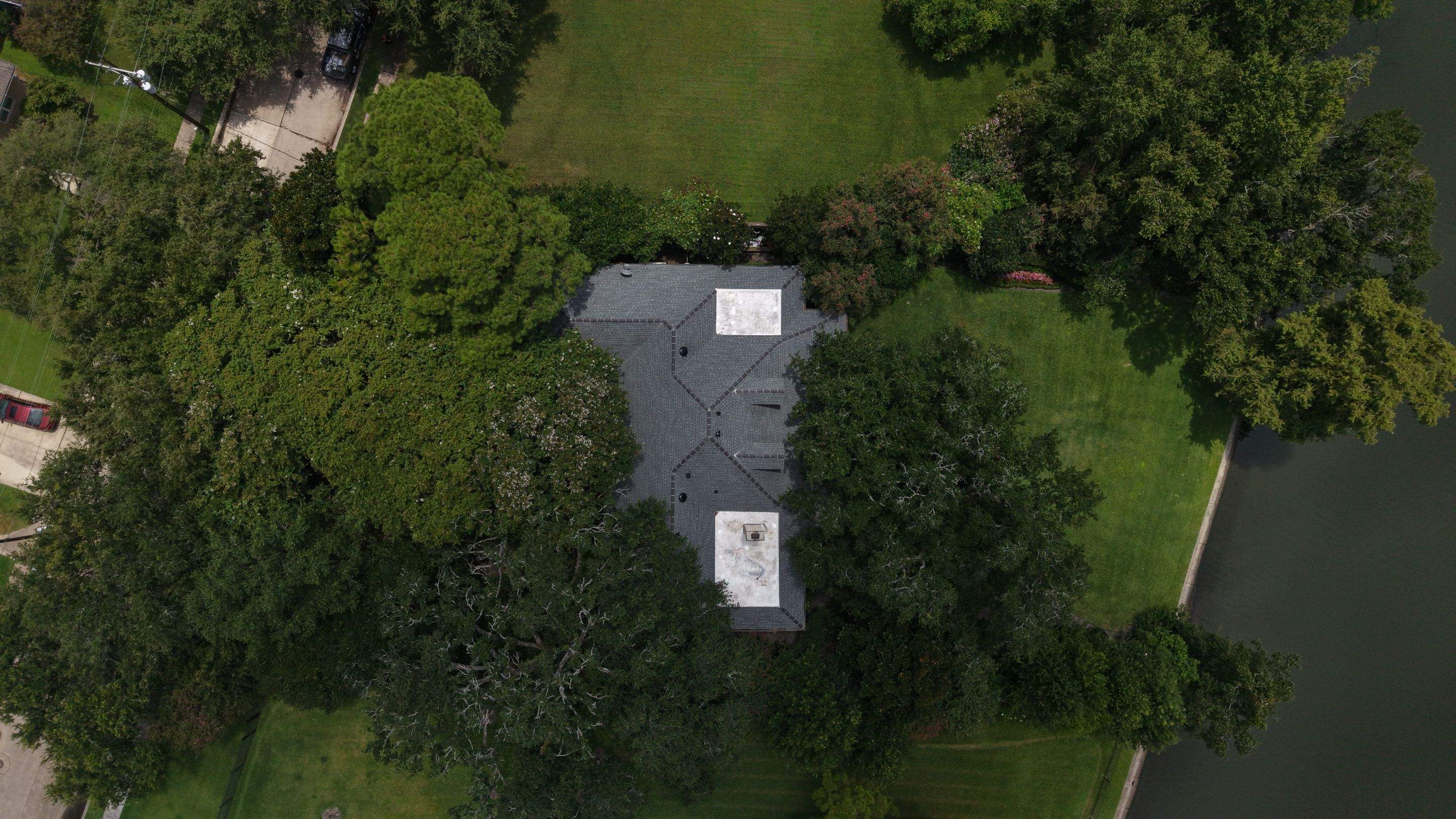 Roof Replacement in New Orleans by HDS Contractors