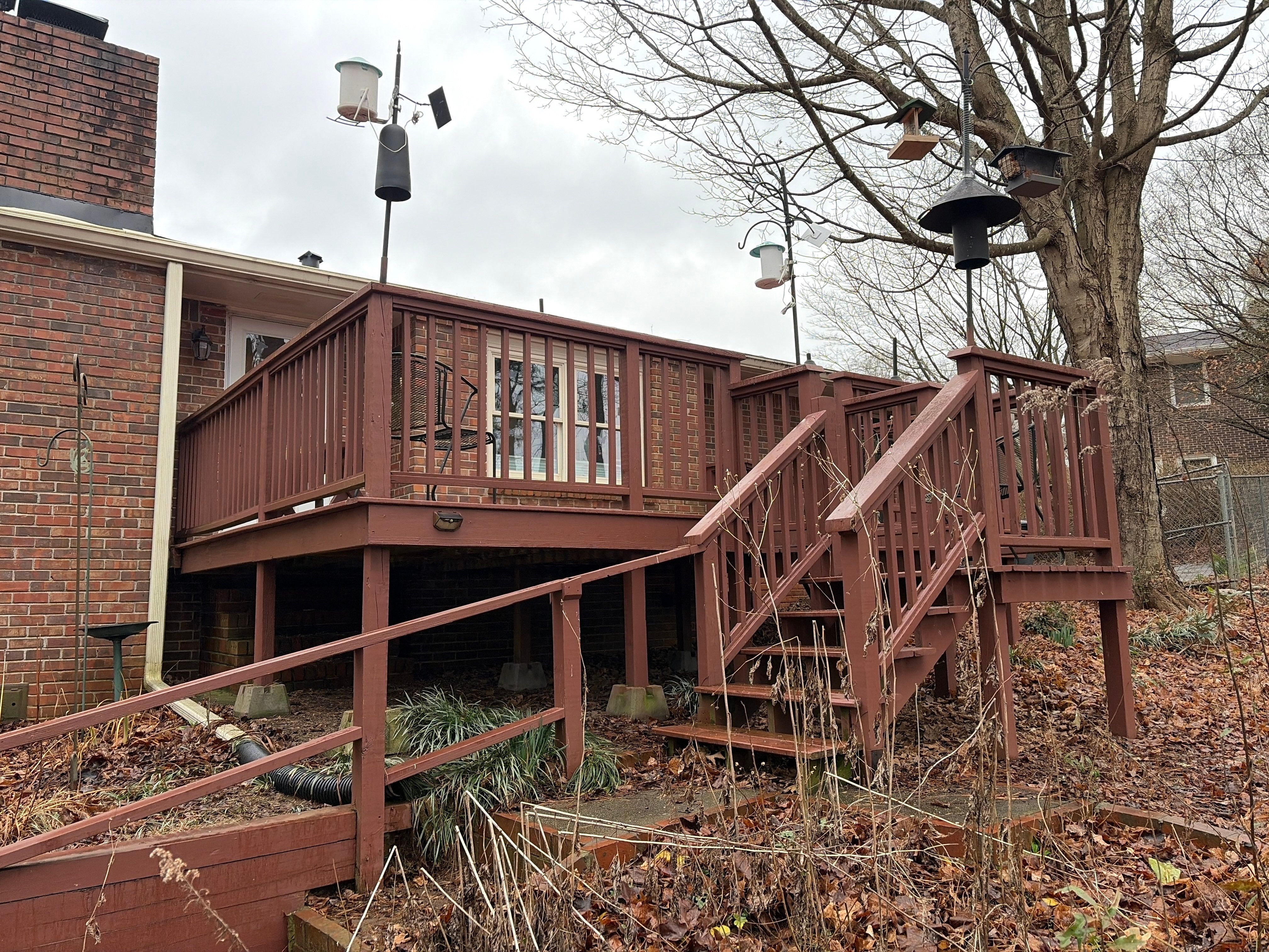 Deck Resurface using Trex Enhance Basic Series in the Saddle Color by Nelson Exteriors 