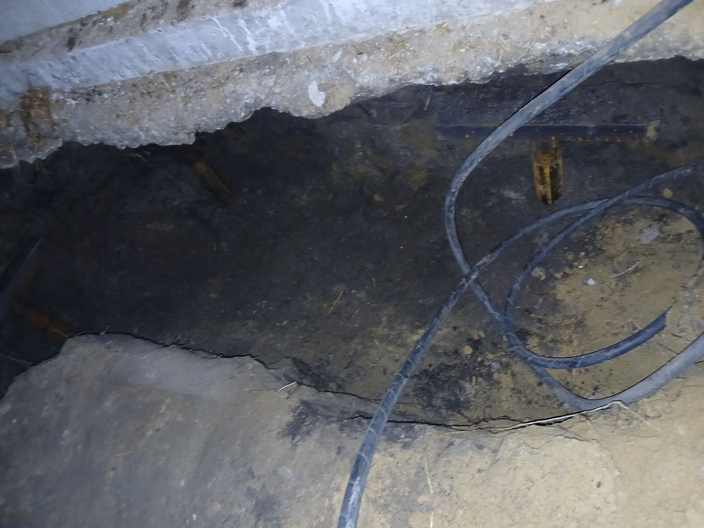 Crawls Repairs - Push Piers, Waterproofing, Insulation, Encapsulation, Brick Tuckpointing by Toledo Basement Repair