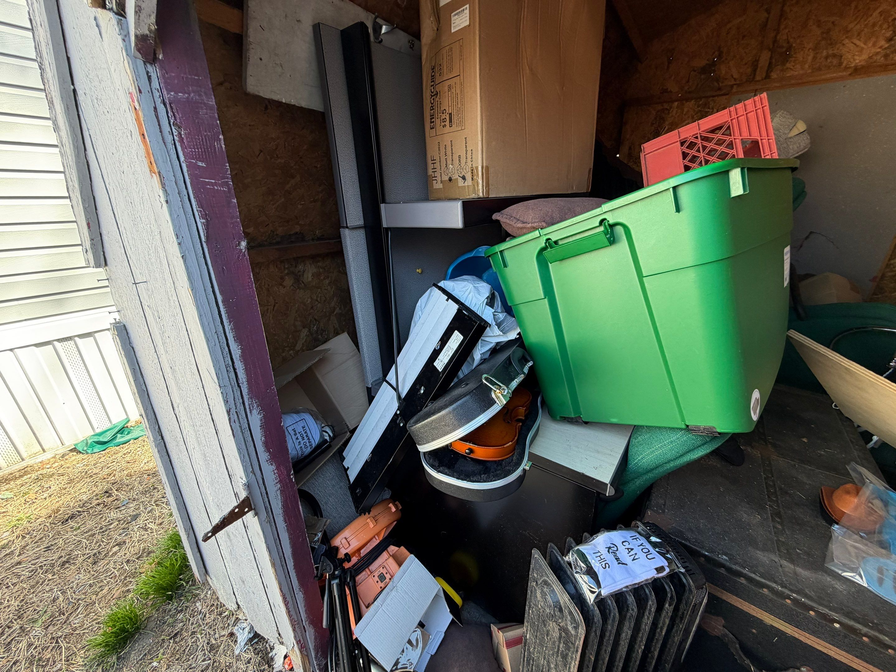 Mobile Home Property Cleanout in Groton, CT by Diamond Image LLC