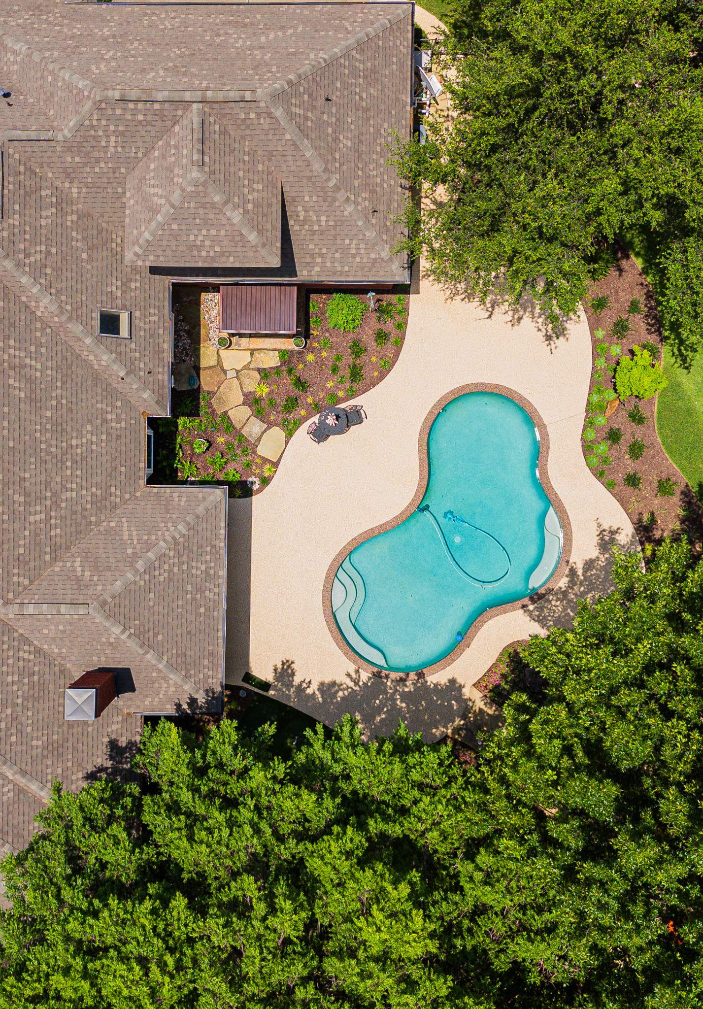 Disjointed to Defined Landscaping by Complete Exterior Solutions