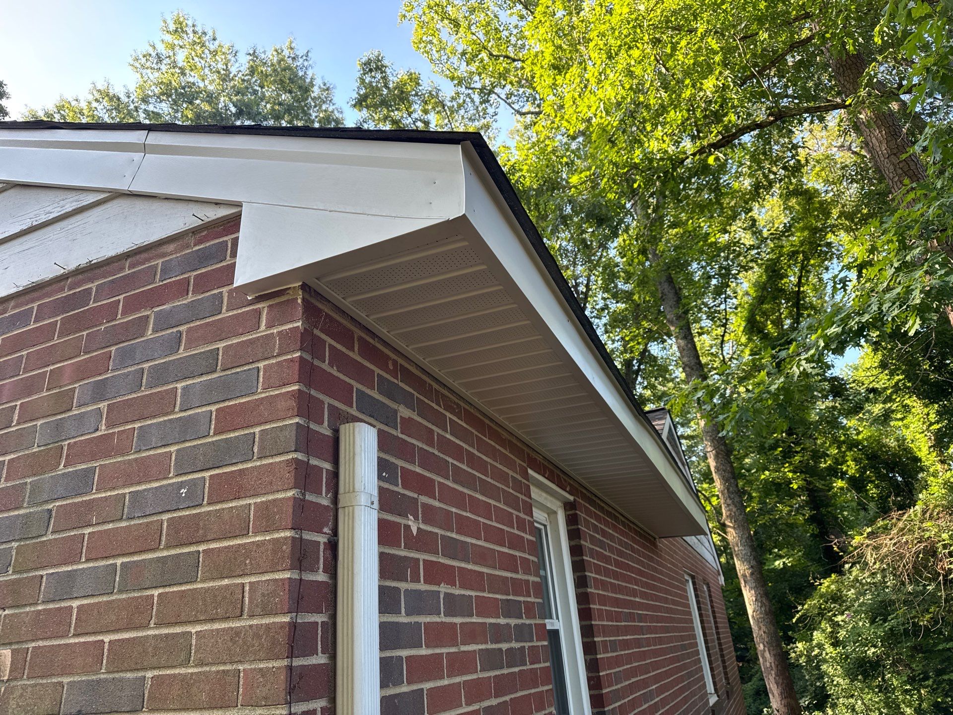 Comprehensive Roof Replacement and Fascia Repair in Richmond by Cade Construction