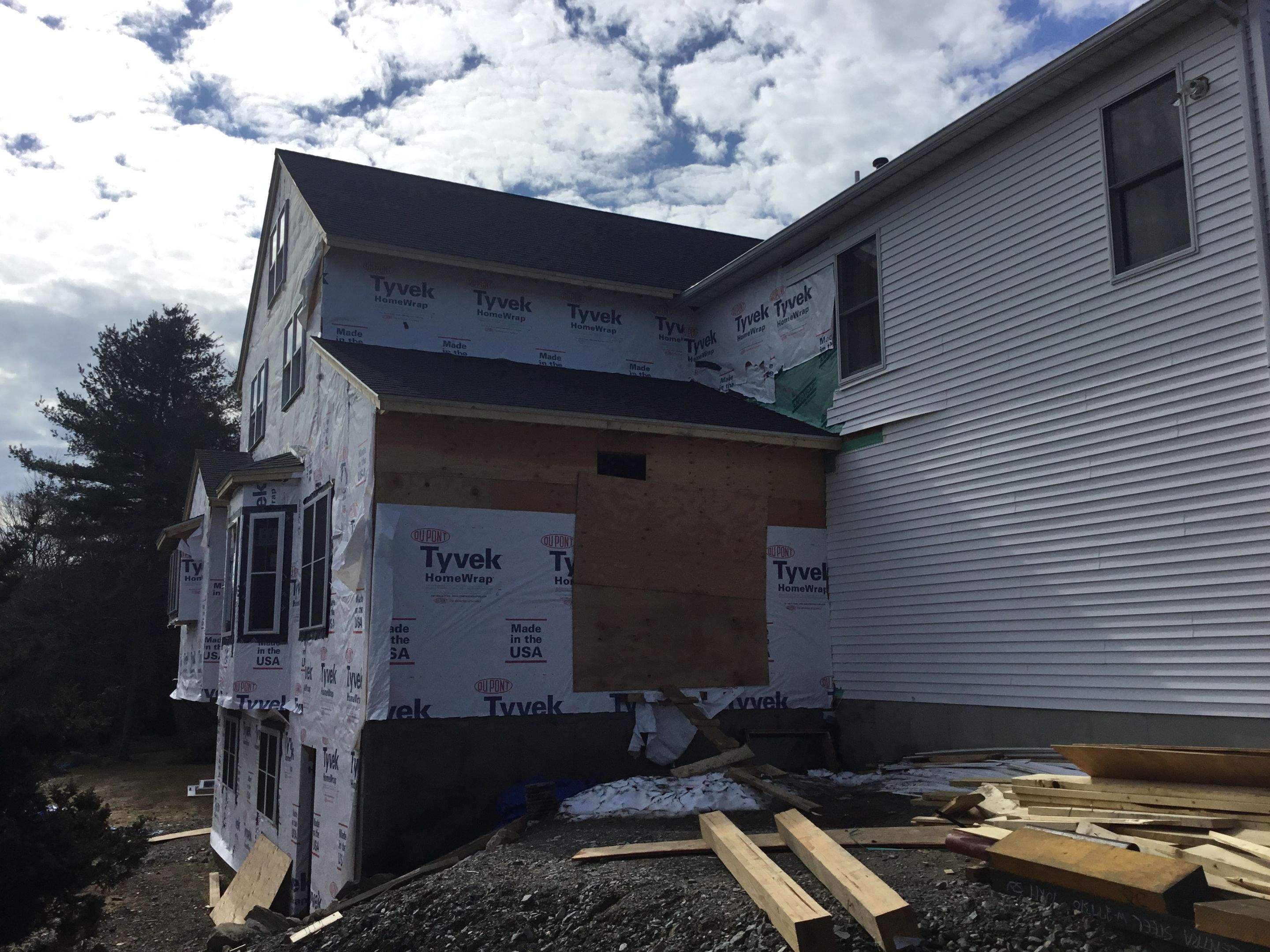 Siding and Window Installation on new addition by UBrothers Construction