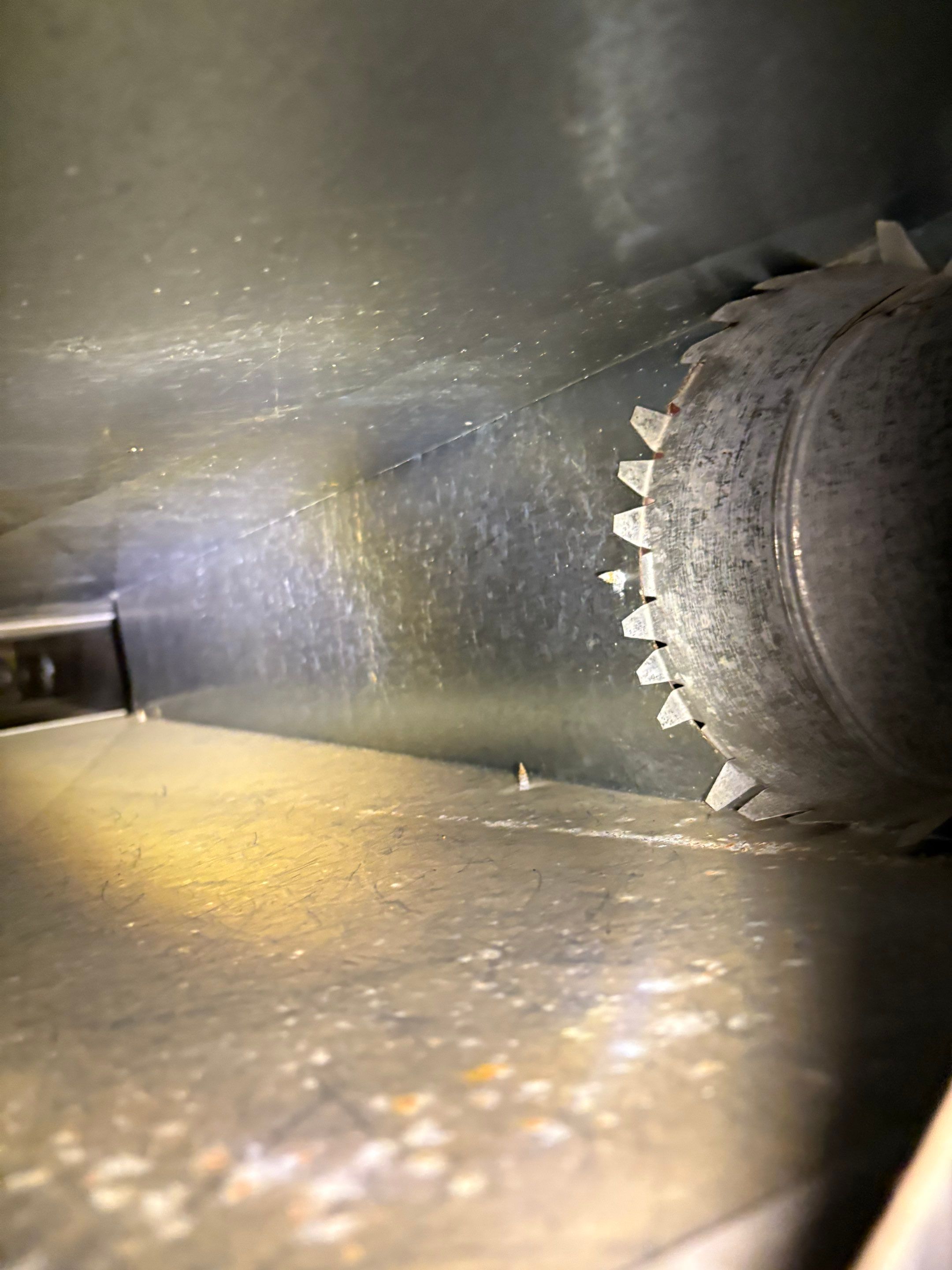 Duct Cleaning in New Market by Elemental Heating and air conditioning LLC