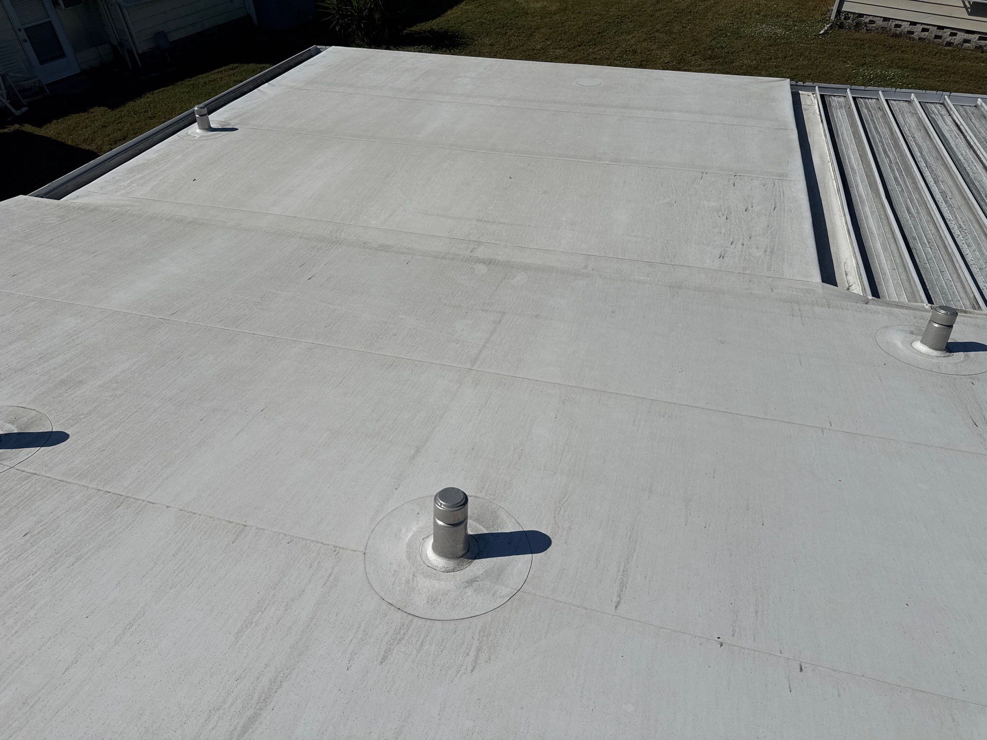 TPO Membrane Mobile Home Roof Cleaning Parrish, FL by Sunshine AquaWash