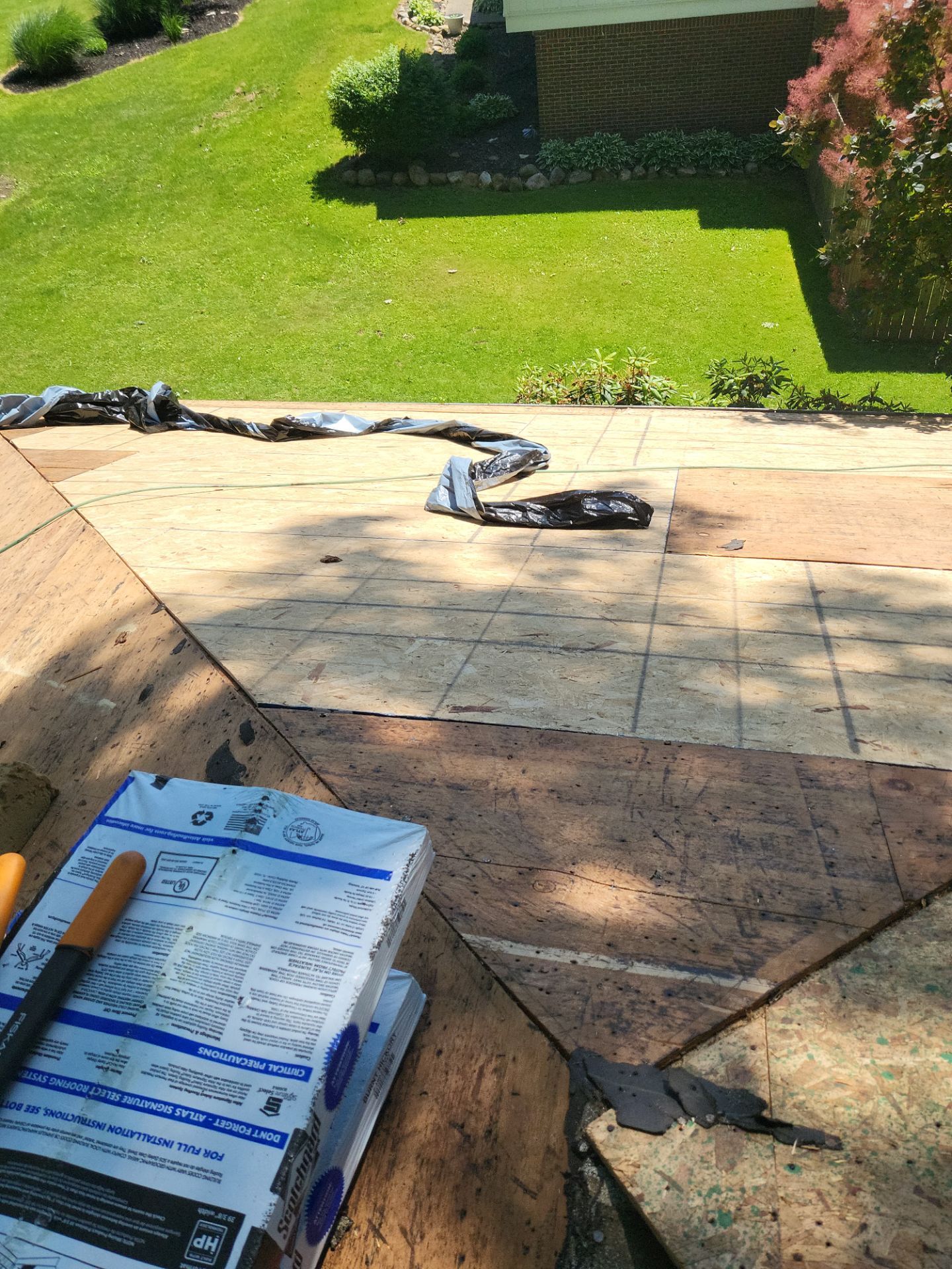 Atlas Pinnacle, Color, Burnt Hickory, Drip Edge, Color, Royal Brown by Eagle Eye Roofing