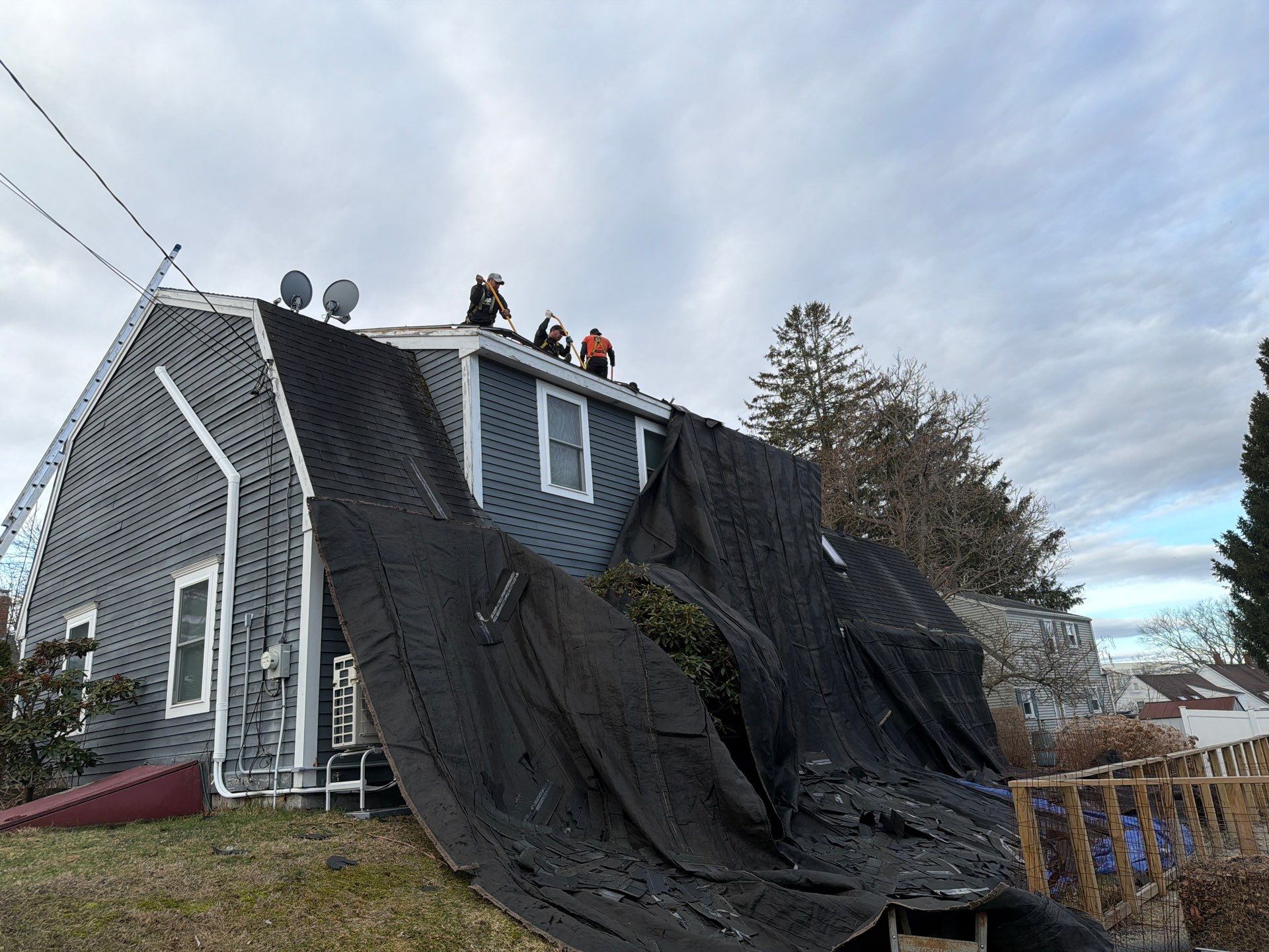 Eliot, ME – Owens Corning TruDefinition® Roof Installation by Tall pine roofing