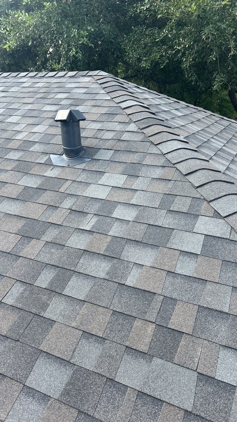 Williamsburg Gray - Owens Corning TruDefinition Duration by RoofsOnly.com