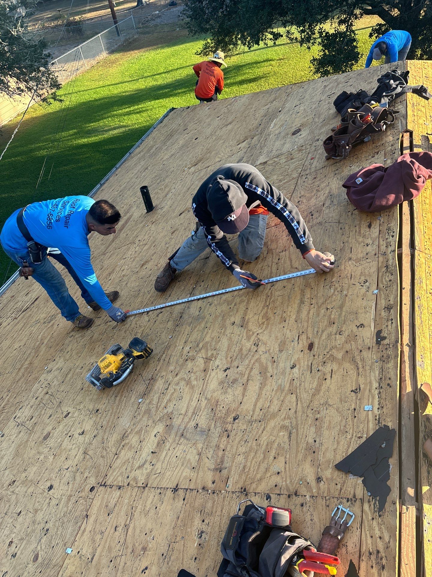 Residential Roofing Installation using Owen's Corning Duration (Lifetime) Shingles by Roof Repair Company