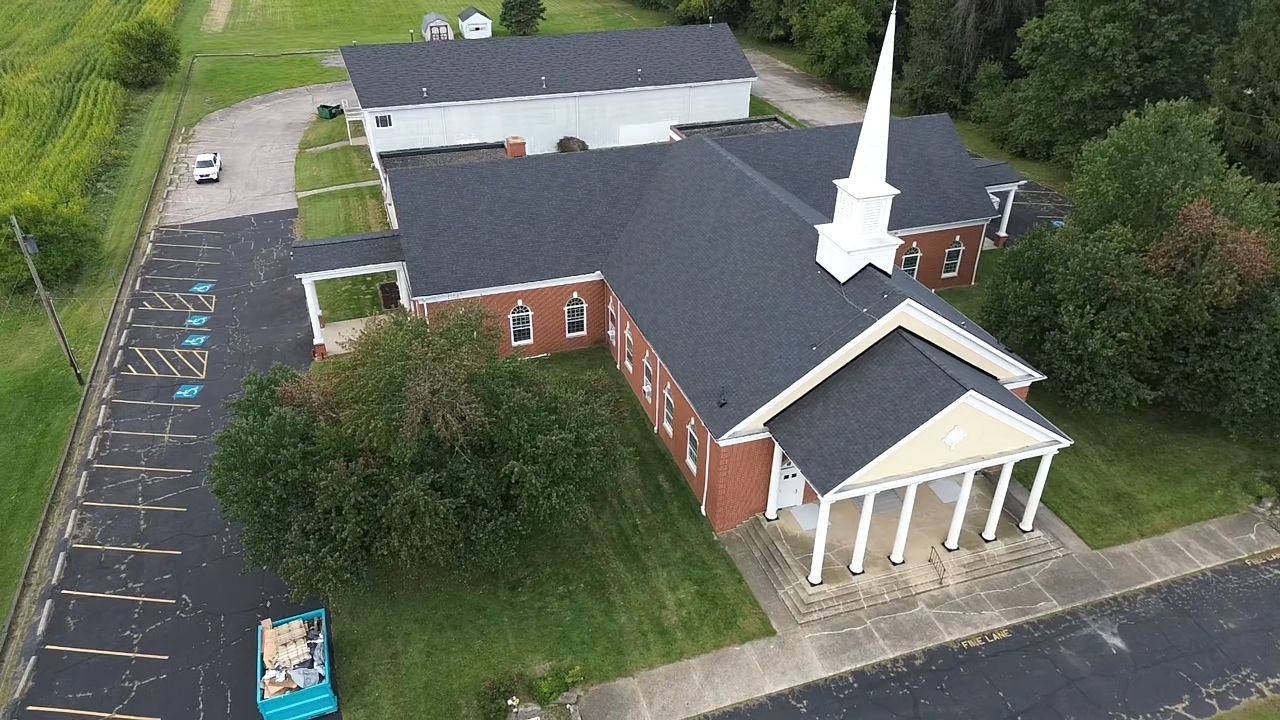ATLAS PINNACLE COLOR: BLACK PRISTINE by Eagle Eye Roofing