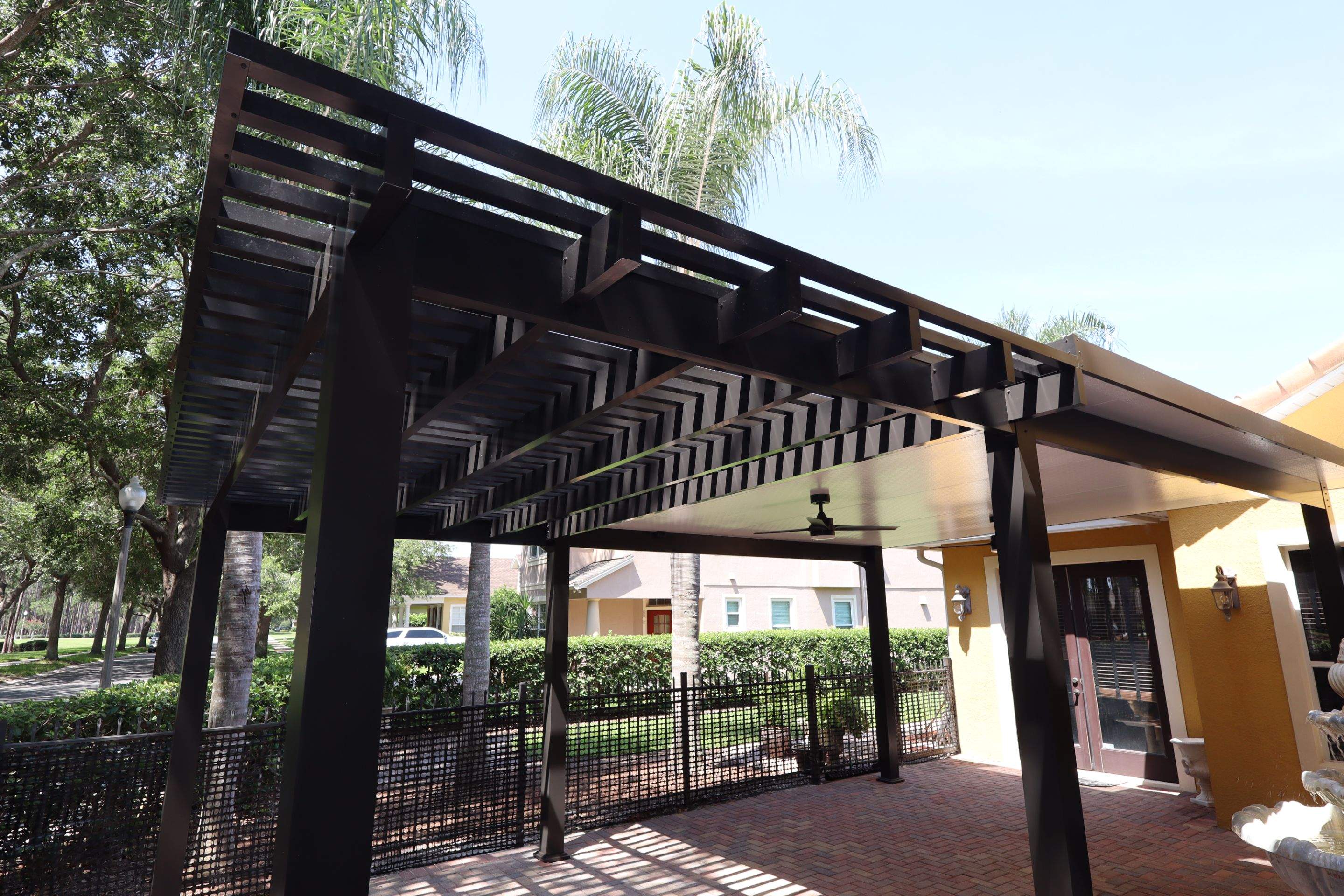 Aluminun patio cover and Pergola using Aluminum by Orlando pergolas