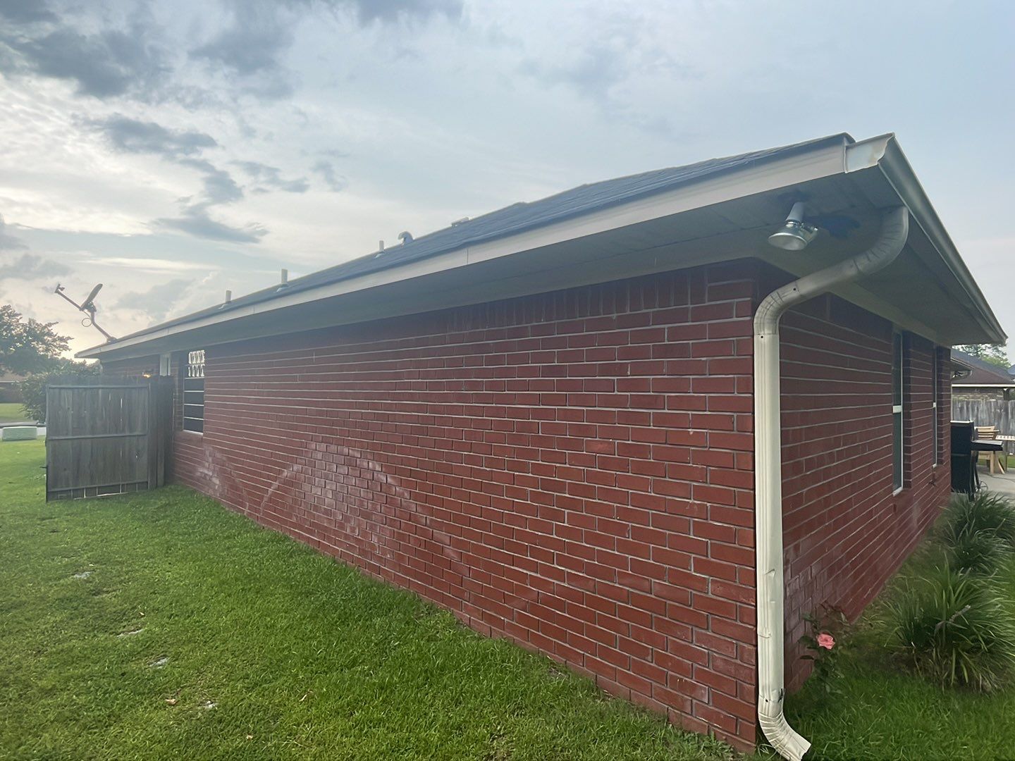 Residential Roofing Installation using Atlas Pinnacle Pristine  by Talya Roofing