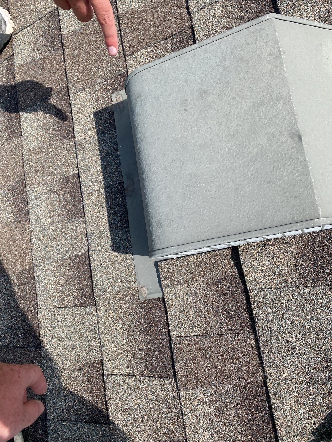 GAF - Weatherwood by Frontline Roofing and Construction