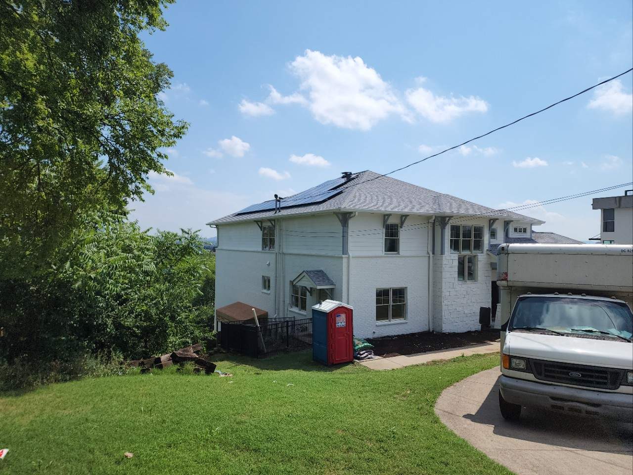 Project in Nashville by Green Wave Solar 
