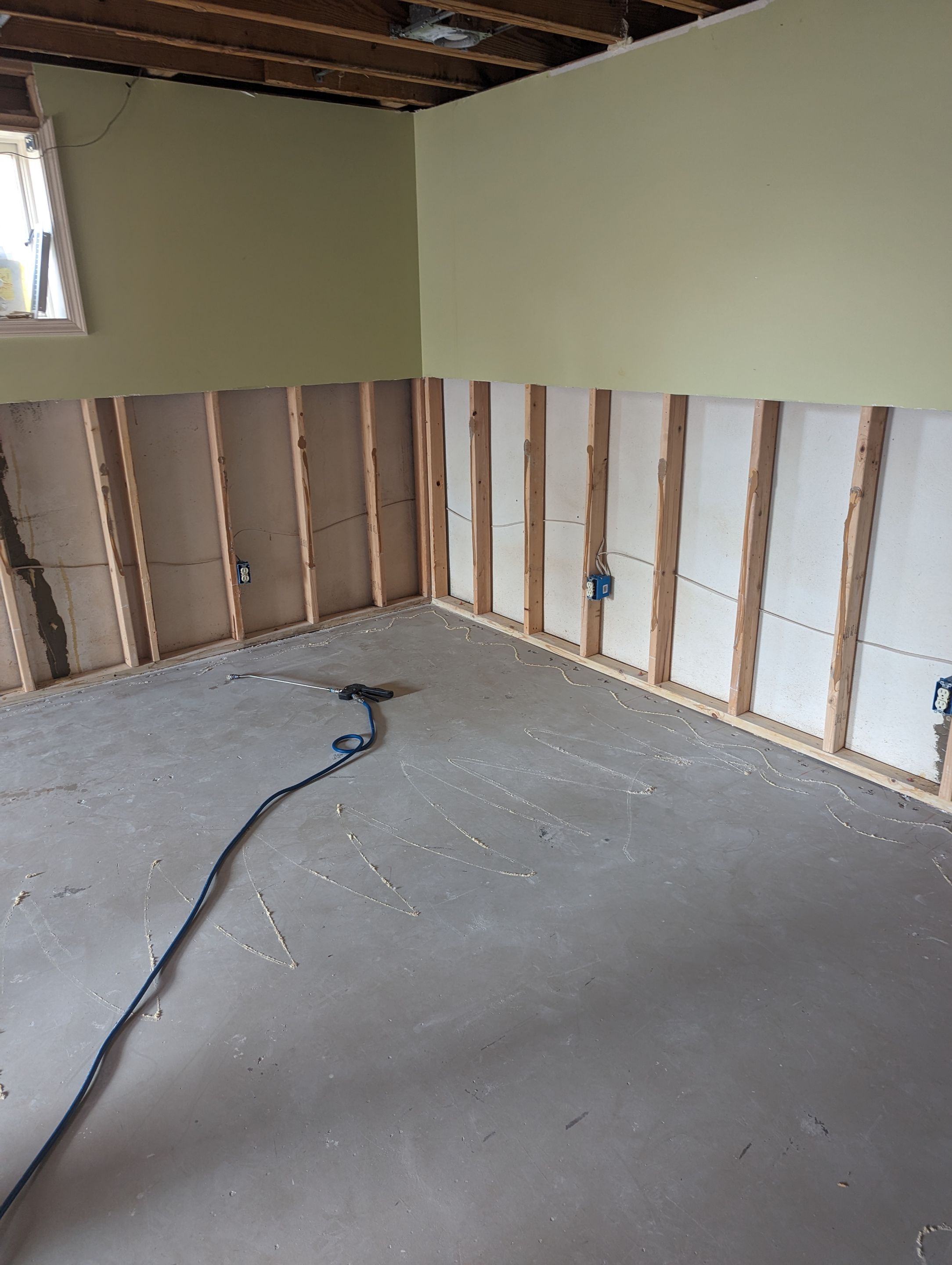 Mold Remediation in Louisville, KY by ANR Restoration