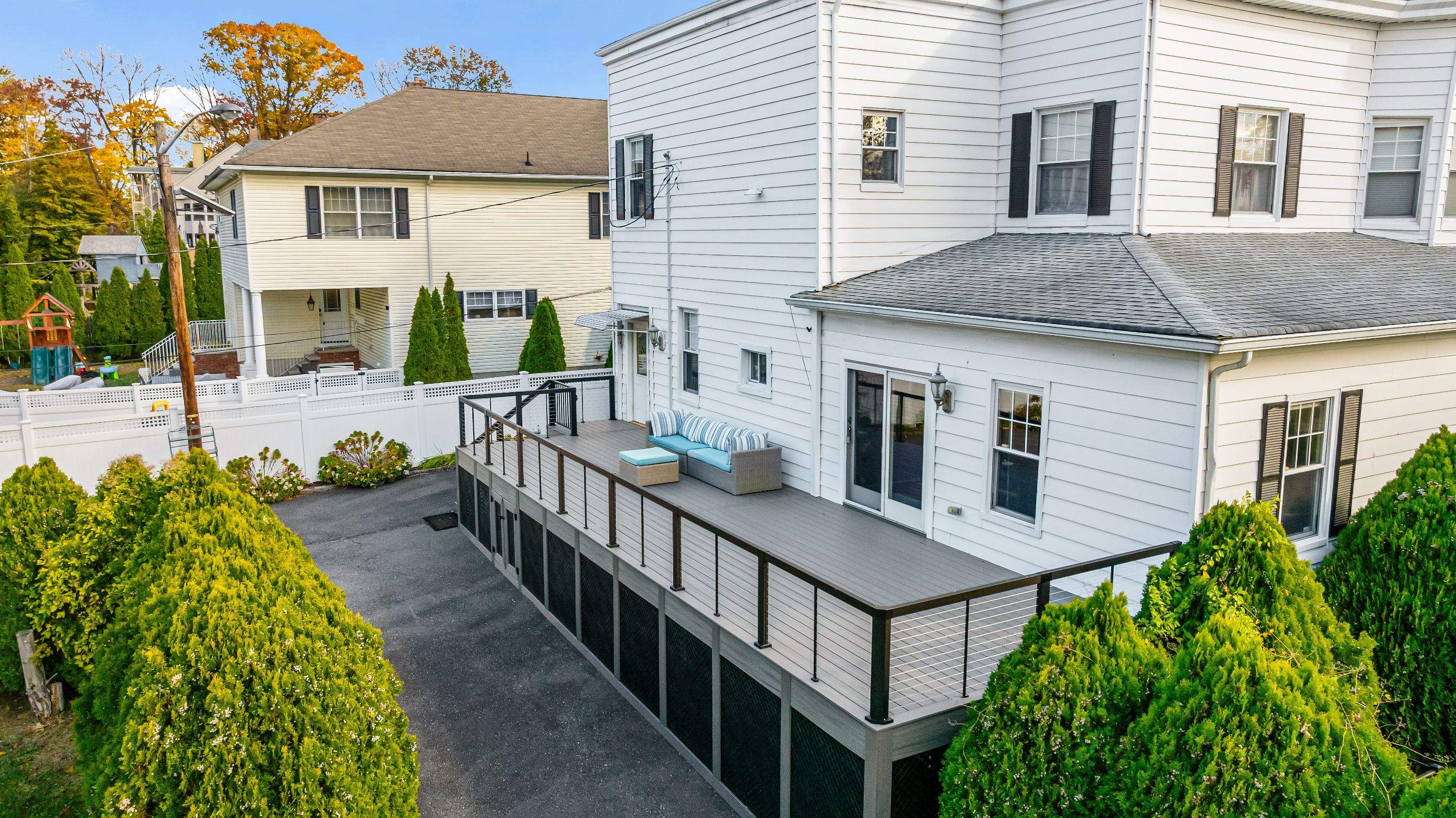 new deck with cable rails in Montclair NJ by deck guardian