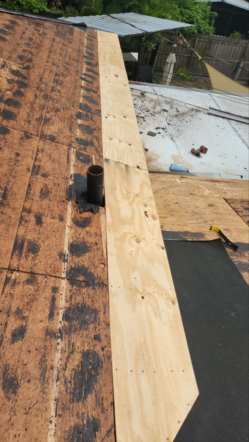 Project in St. Petersburg 33710 by Mitchell Roofing Company LLC 