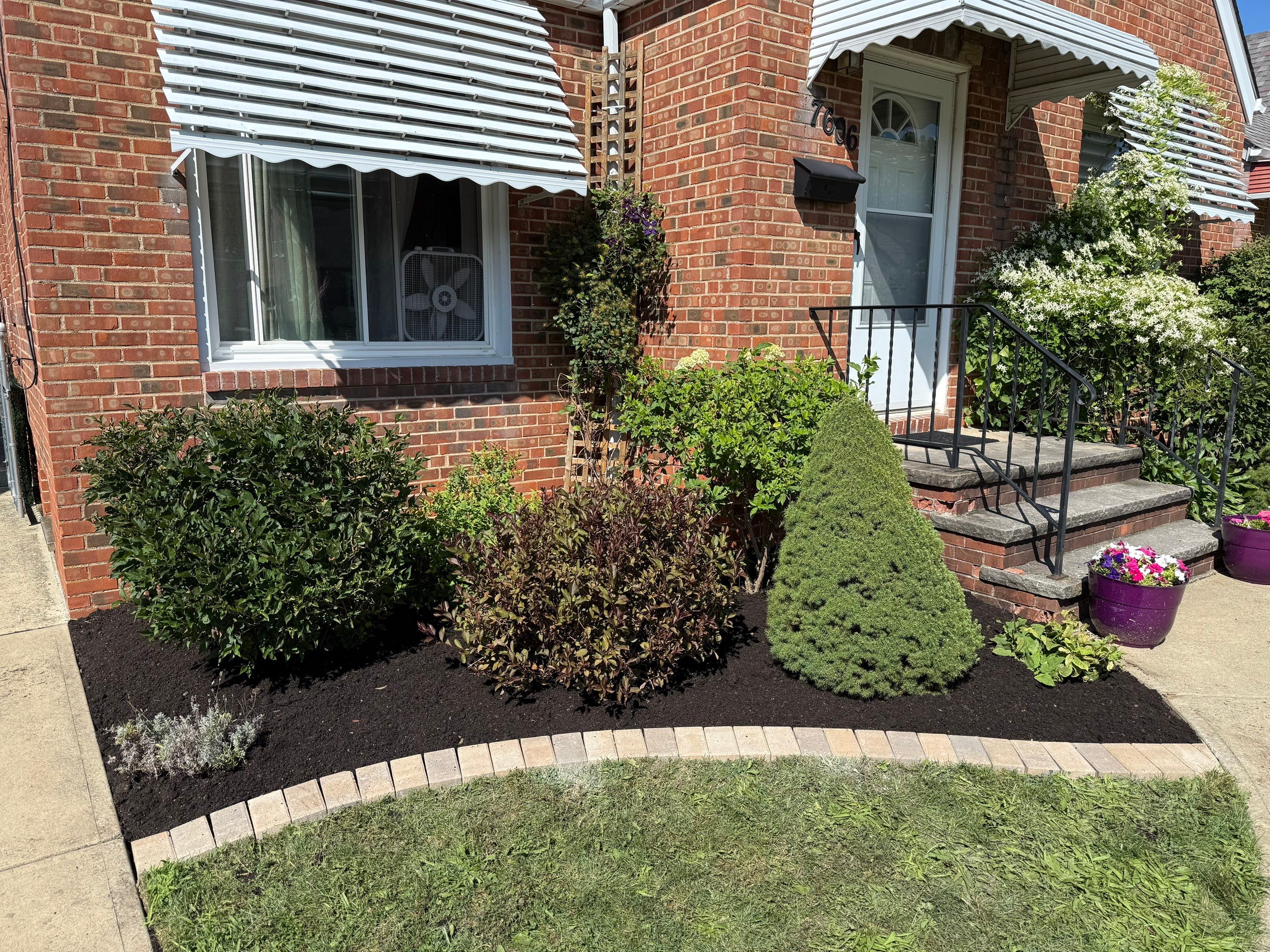 Hardscape Border Install by Elm Rose Gardens