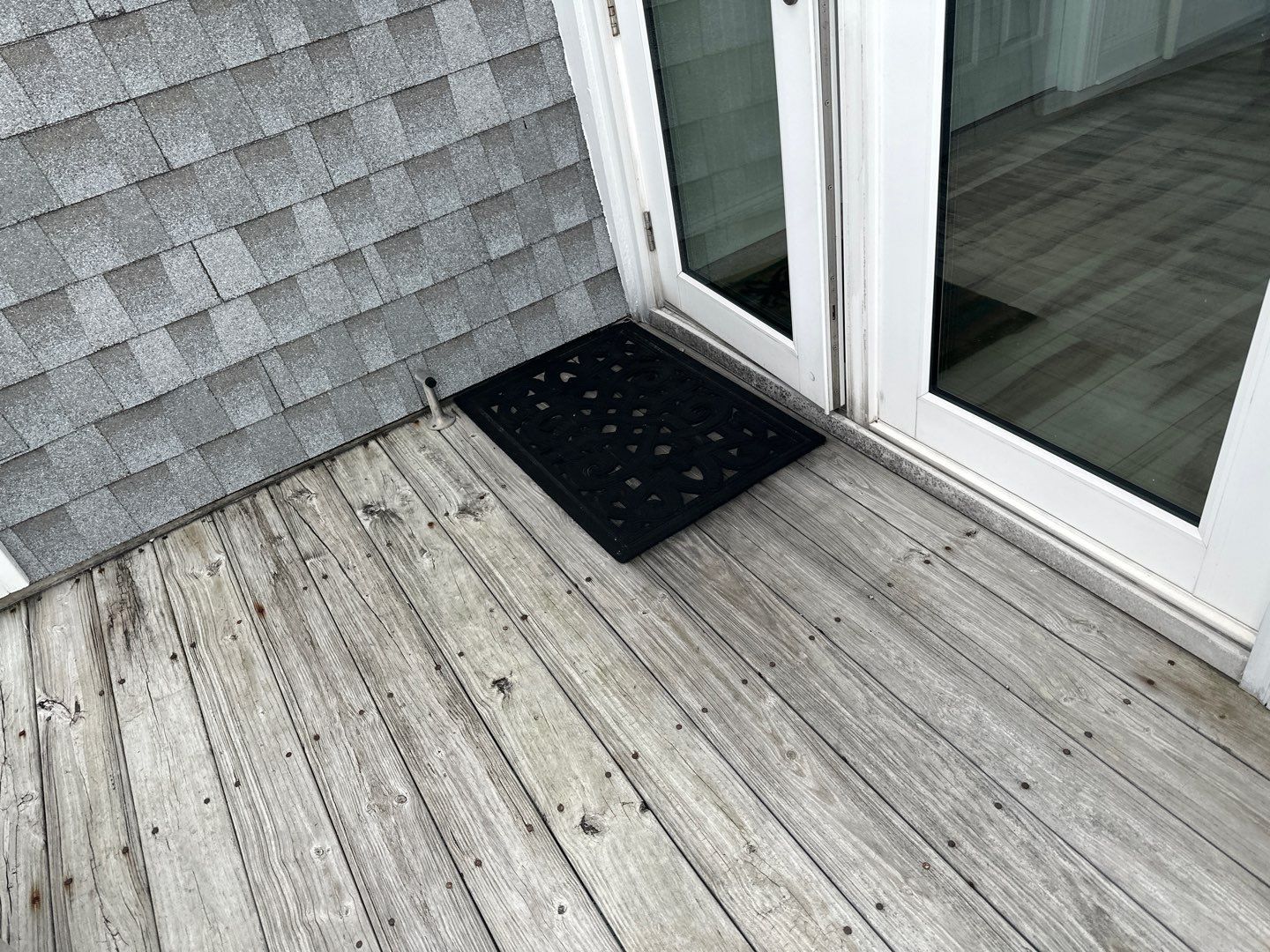 Weathered Deck using Wood Sealant by DuraSeal