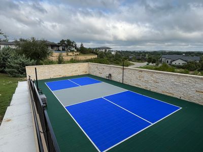 Pickleball Court in Spanish Oaks