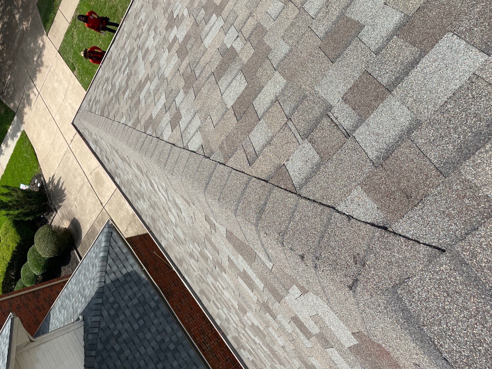 Residential Roofing Installation using Owen's Corning Duration (Lifetime) Shingles by Roof Repair Company