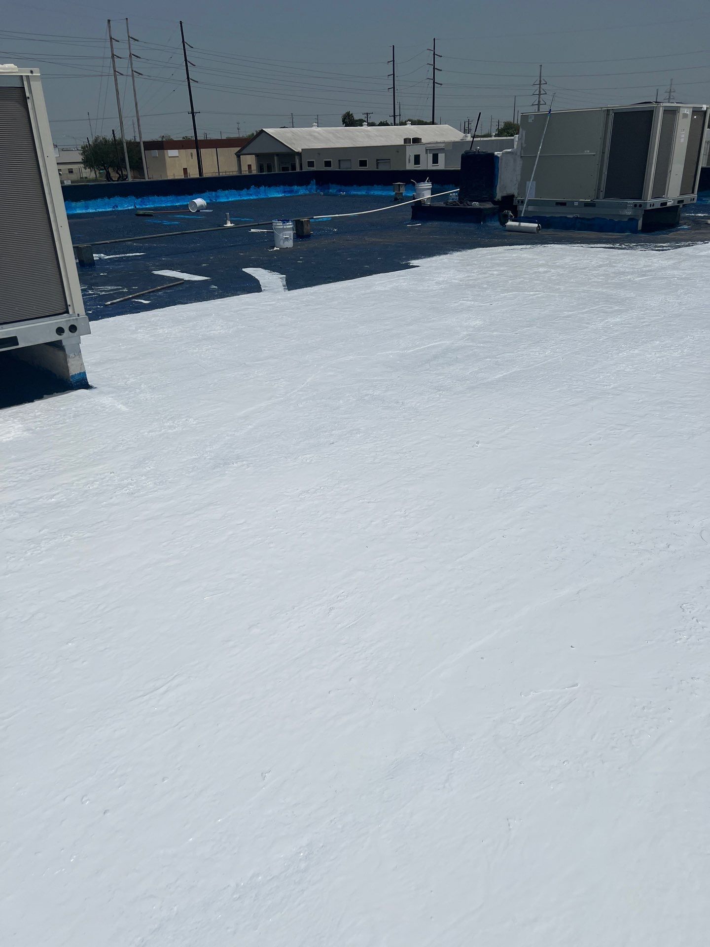 Dirty leaking Gravel Roof by Bayfront Roofing and Construction