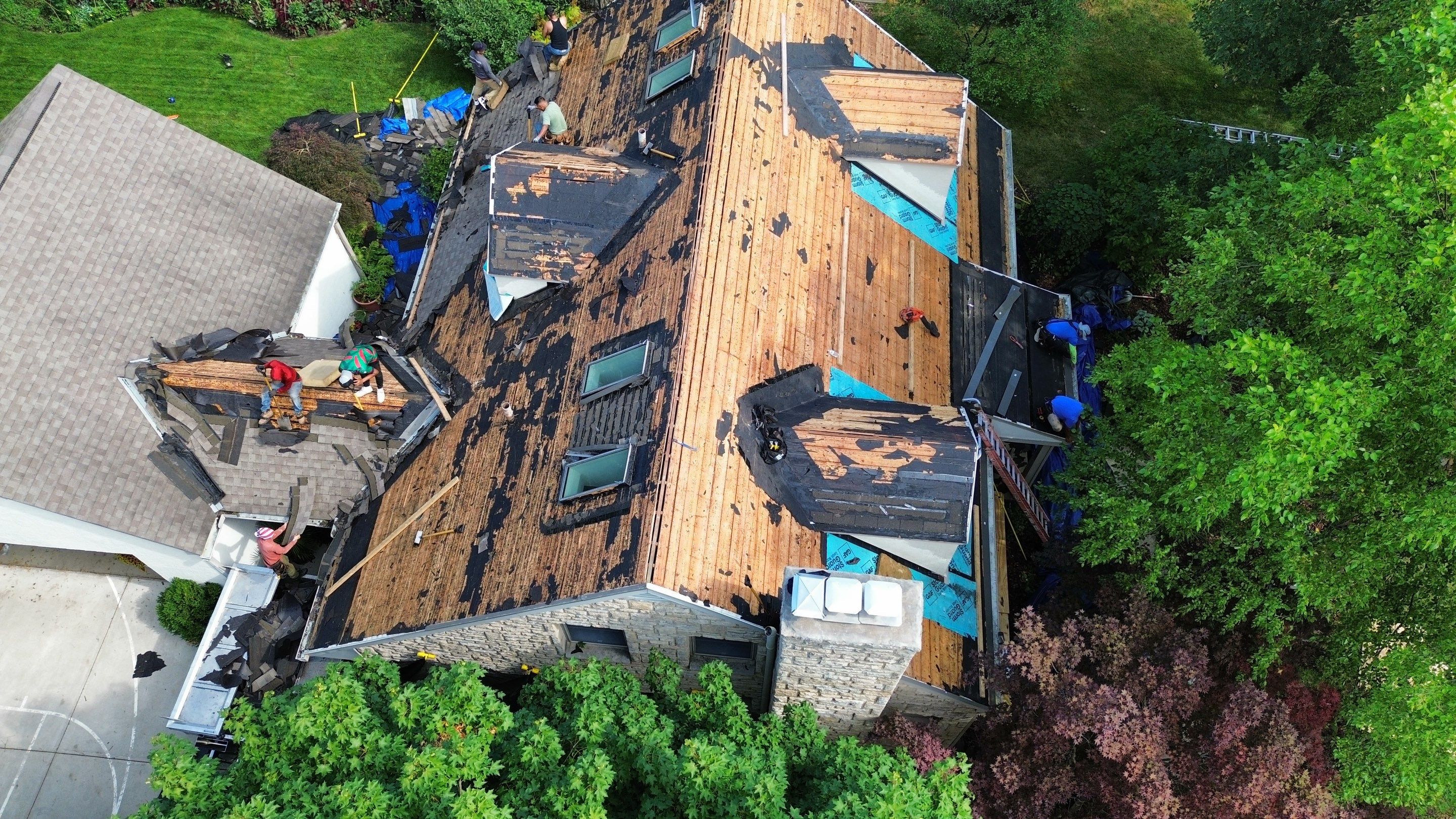 Residential Roofing Installation using Timberline HDZ Shingles - Weathered Wood by RoofX 