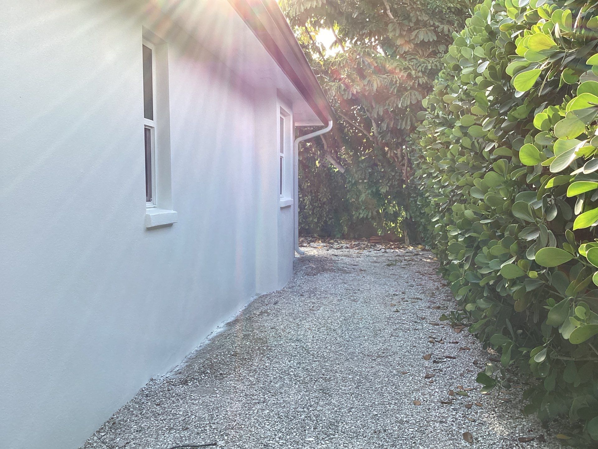 6 Inch Seamless Gutters using bronze gutters in Sarasota FL by Gutter Professors