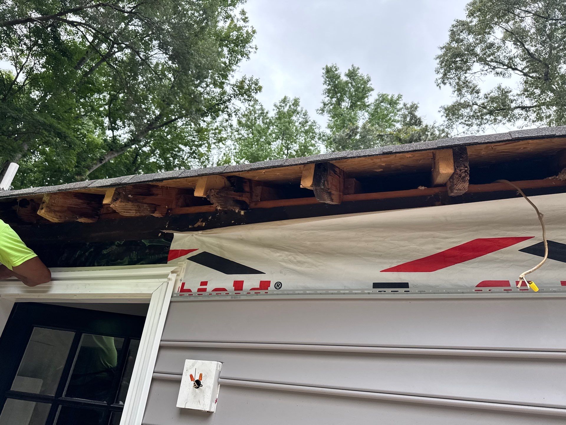 Siding Replacement and Structural Wood Rot Repairs in Mechanicsville by Cade Construction
