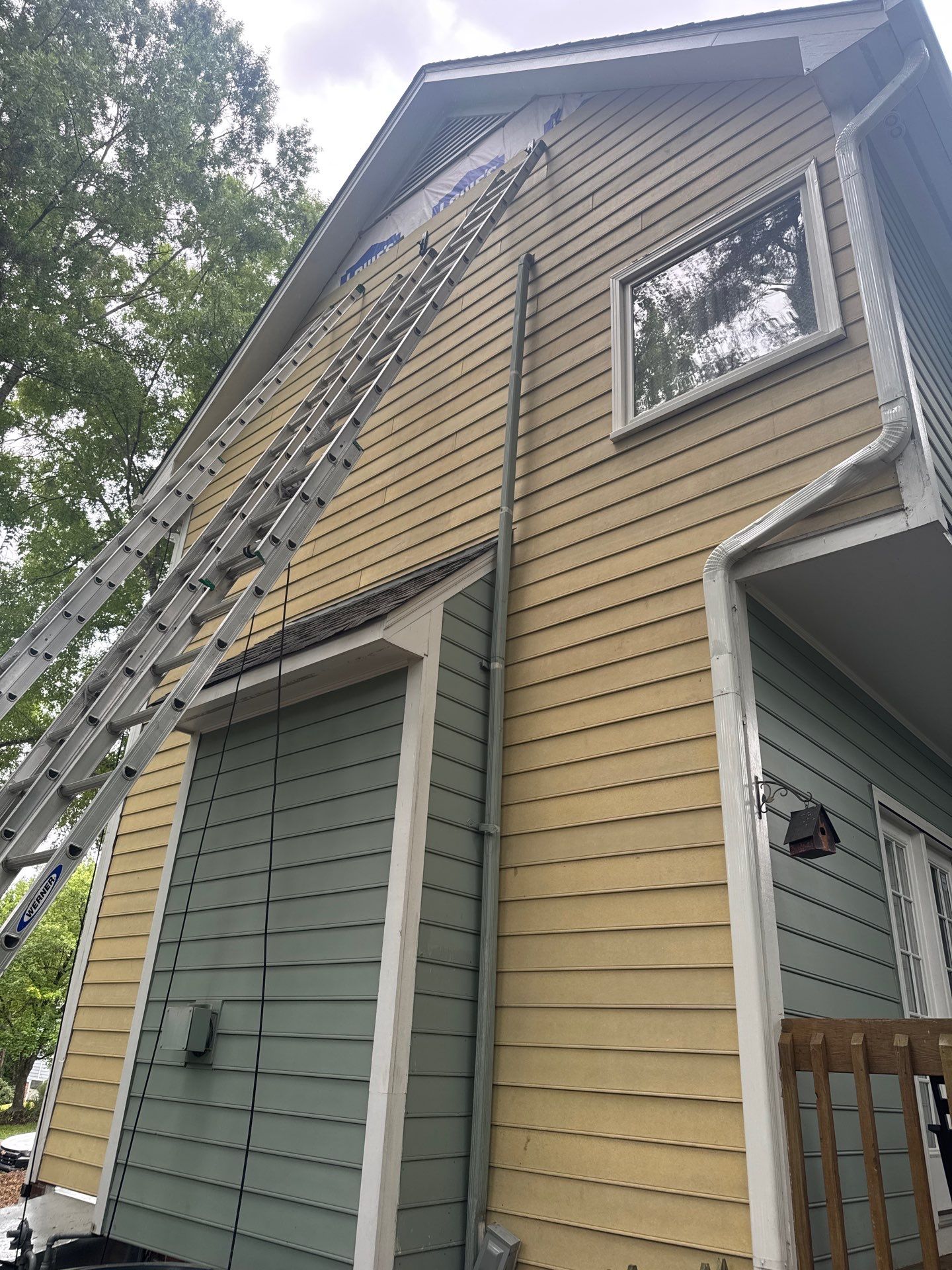 Siding Replacement and painting by GonzalezPainters & Contractors Inc 