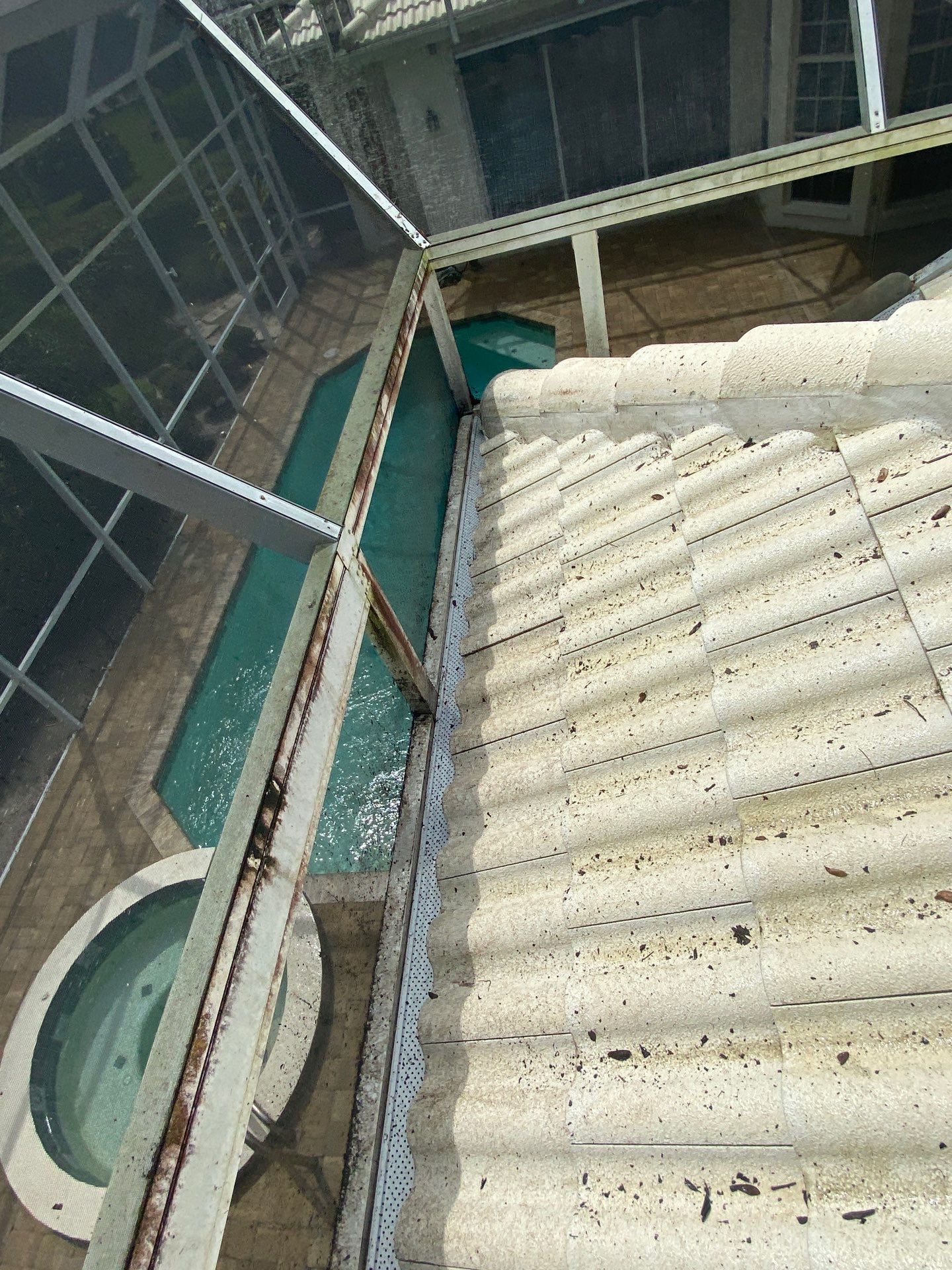 Leaf Guard using Gutter Guards for Florida Home by Gutter Professors