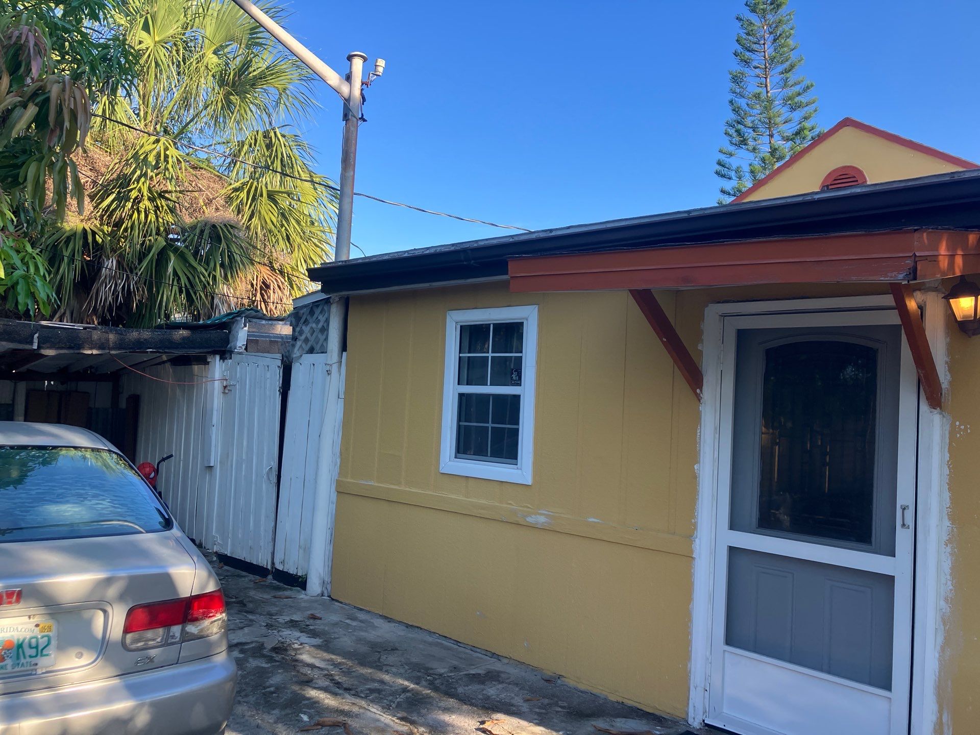 Project in Gulfport 33707 by Mitchell Roofing Company LLC 