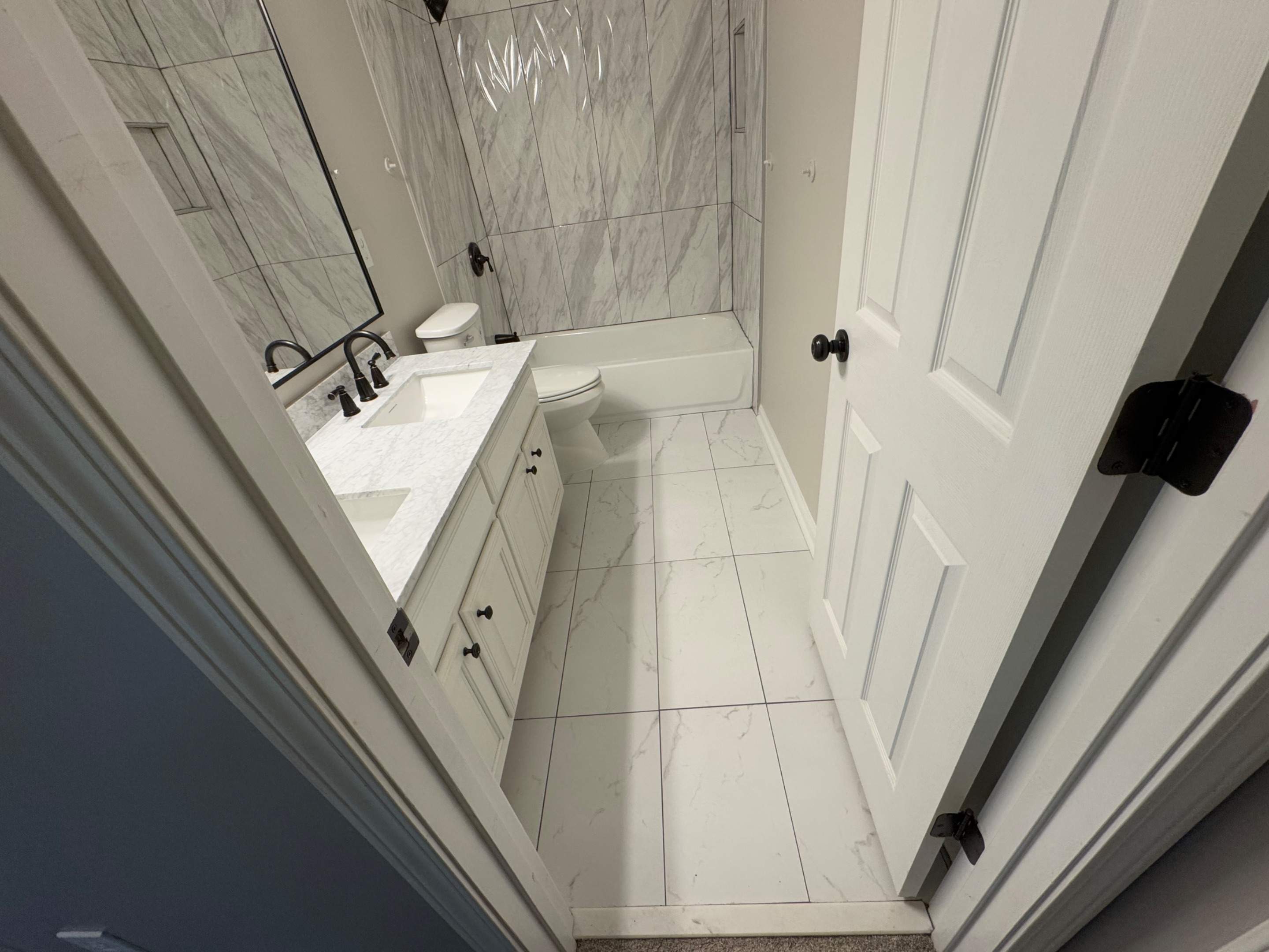 Hall bathroom renovation by Prudencio
