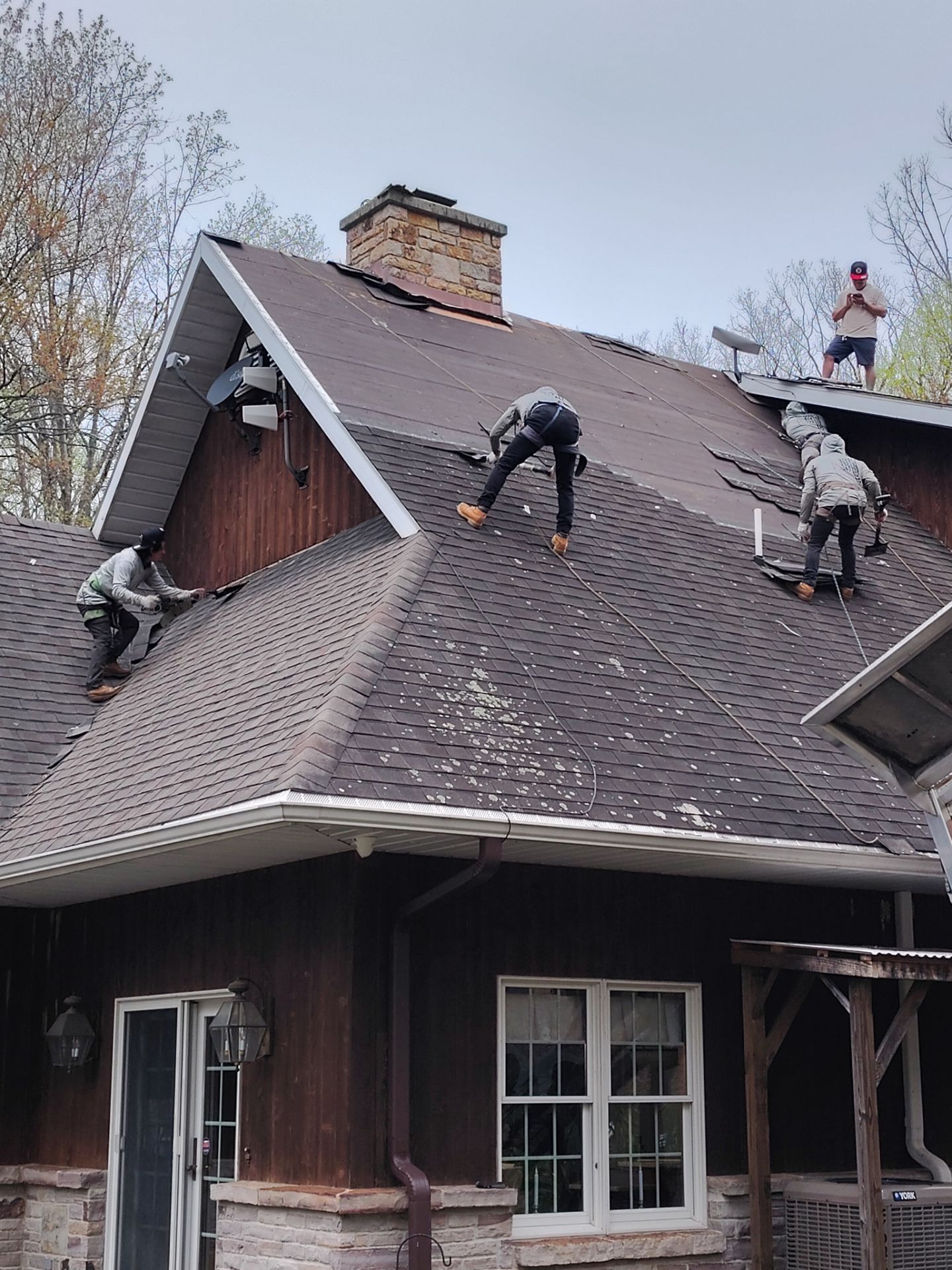 Roofing Installation using Gaf Hdz Architectural Shingle -Barkwood by Teflon Roofing