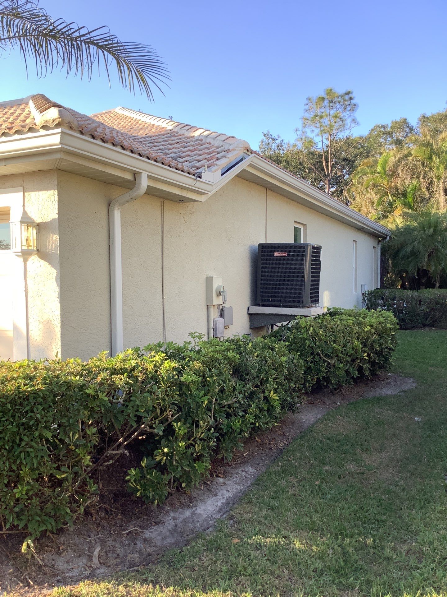 White Soffit and Fascia Replacement in Osprey FL by Gutter Professors