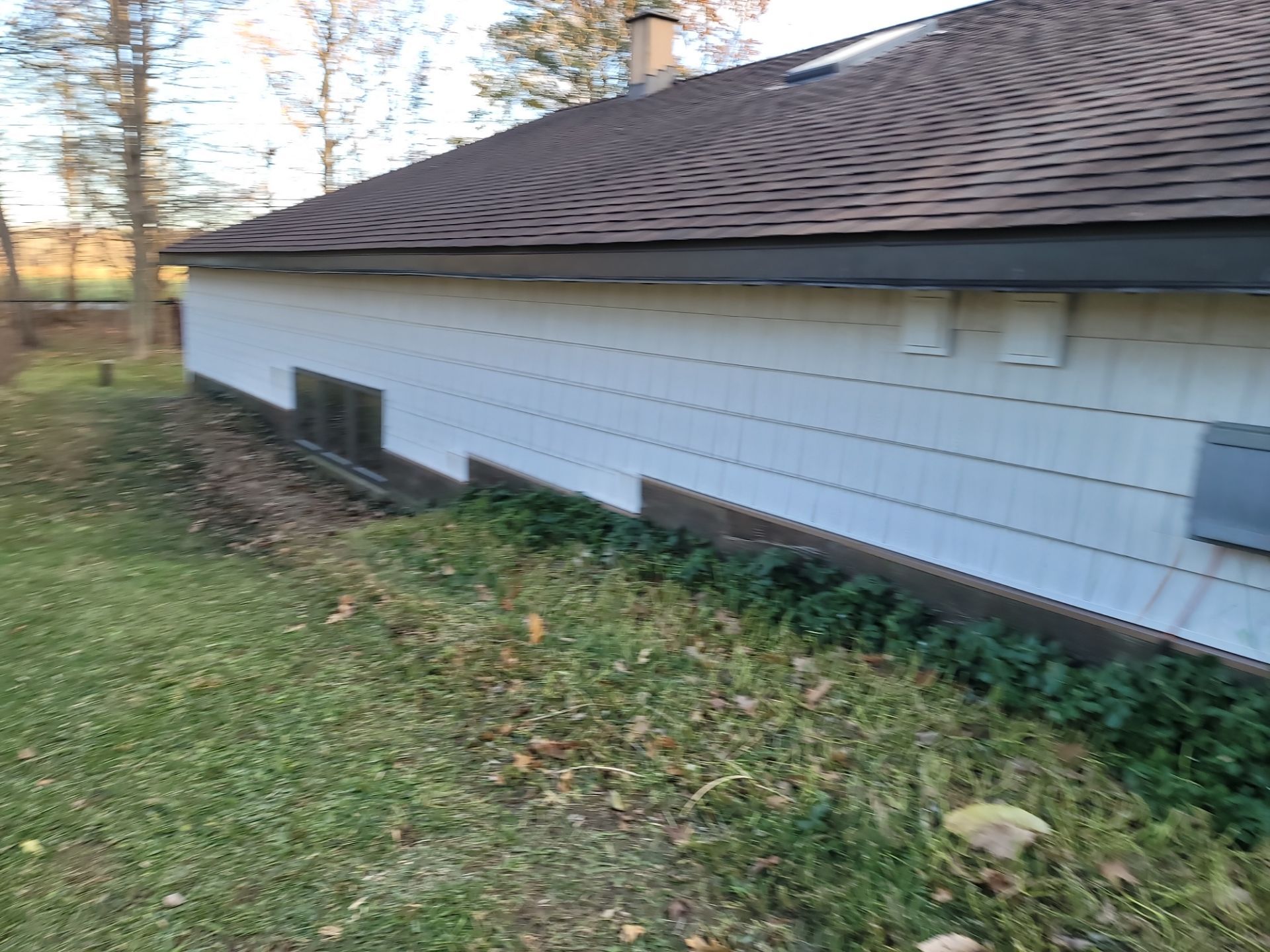 Red Cedar Siding, Color, Mountain Ash by Eagle Eye Roofing