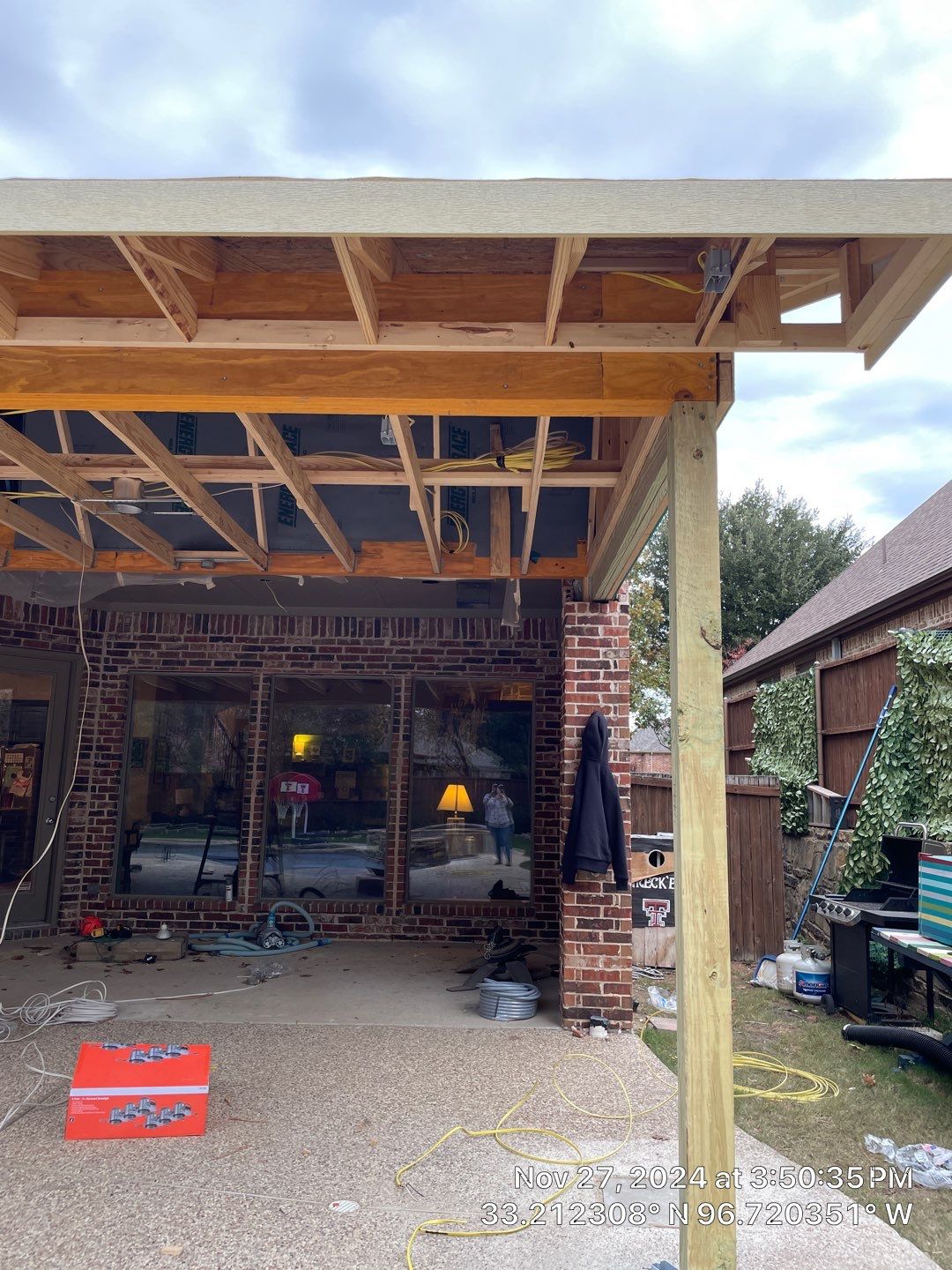 Patio & Pool bath addition by SLM General Contractors & Roofing