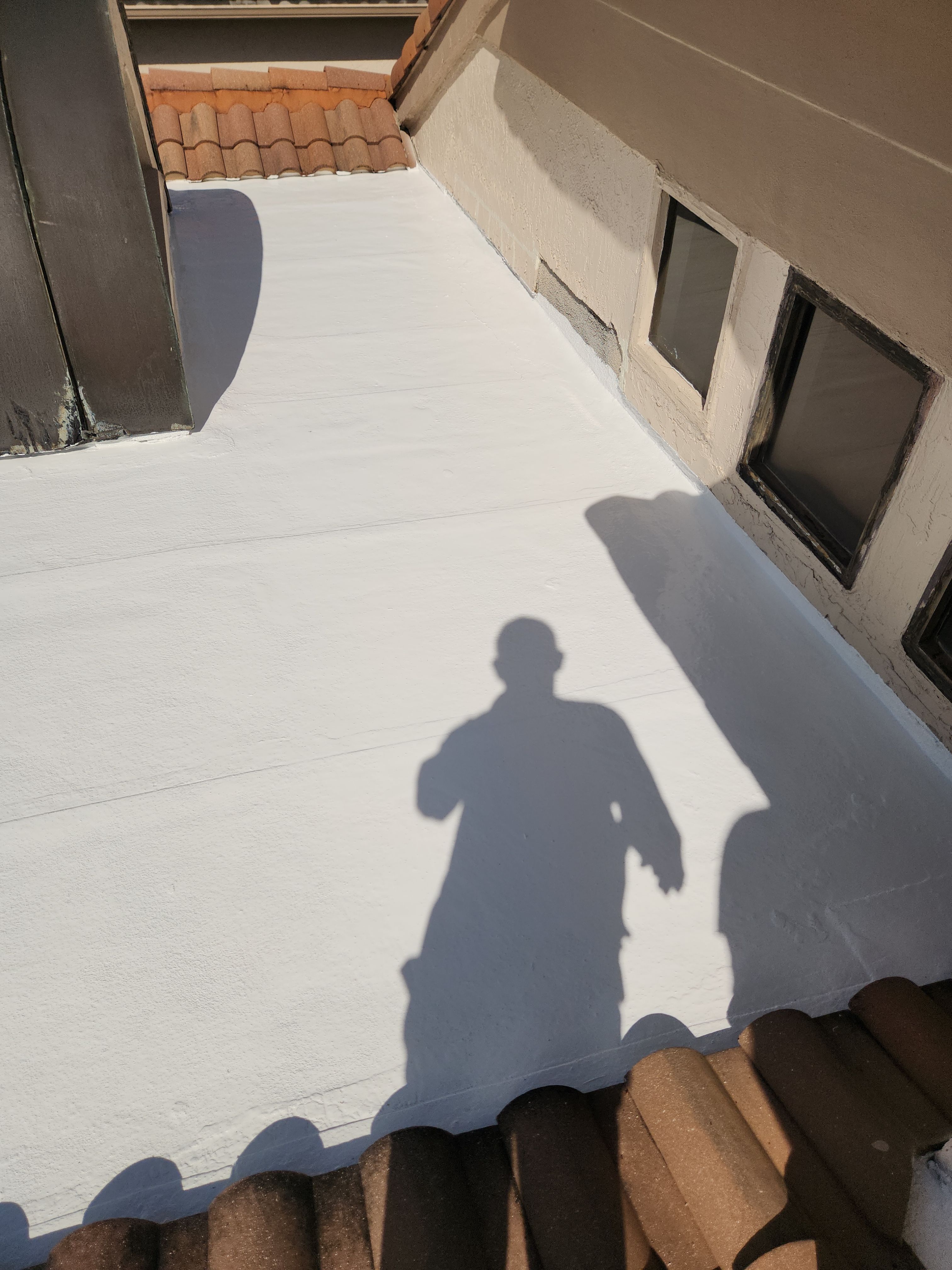 Flat Roof Waterproofing and Silicone Coating in Boca Raton by Aastro Roofing