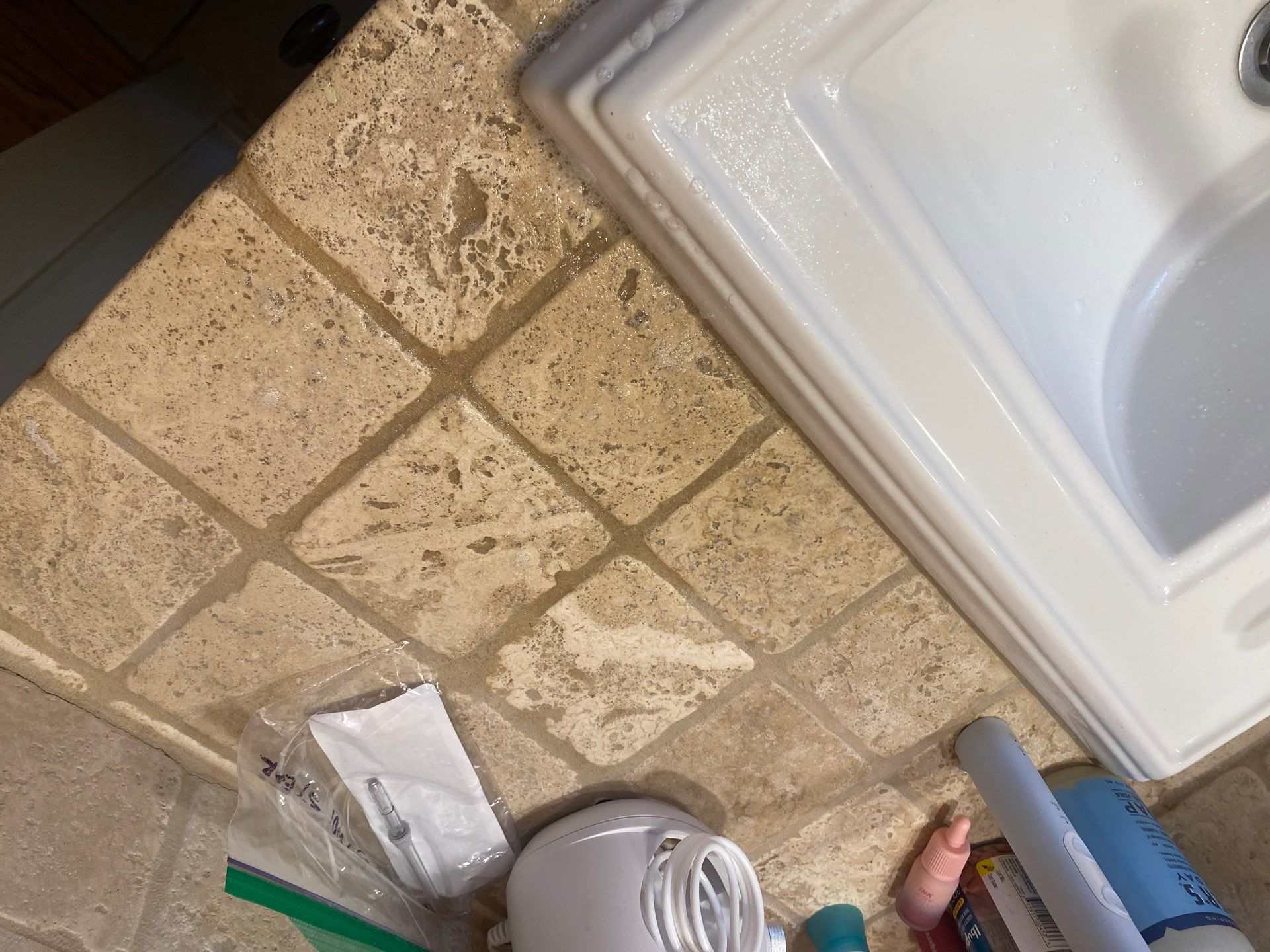 House cleaning in Lake Oswego by Cloud 9 Professional Cleaning Services