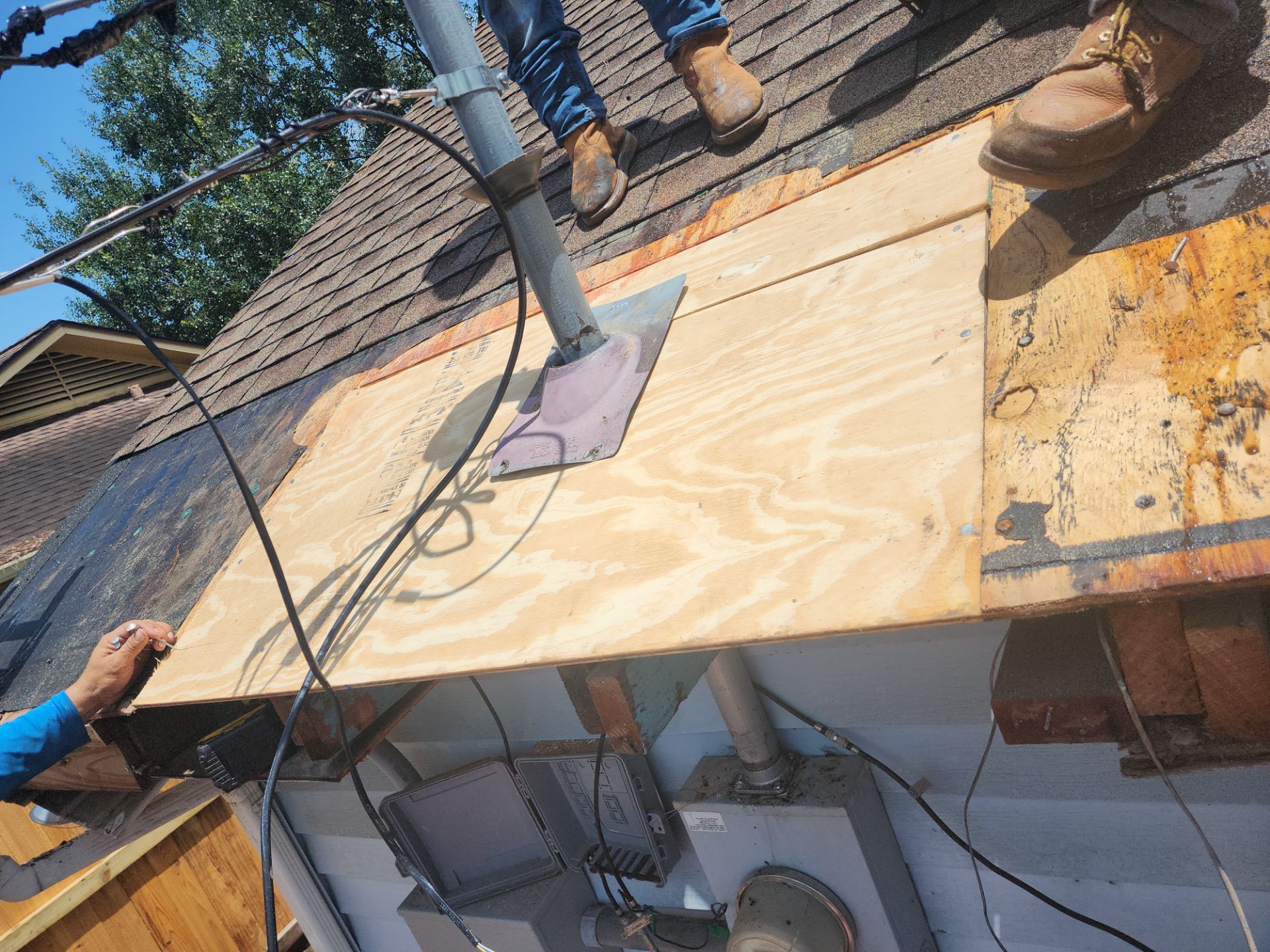 Residential Roofing Repair using Owen's Corning Duration (Lifetime) Shingles by Roof Repair Company