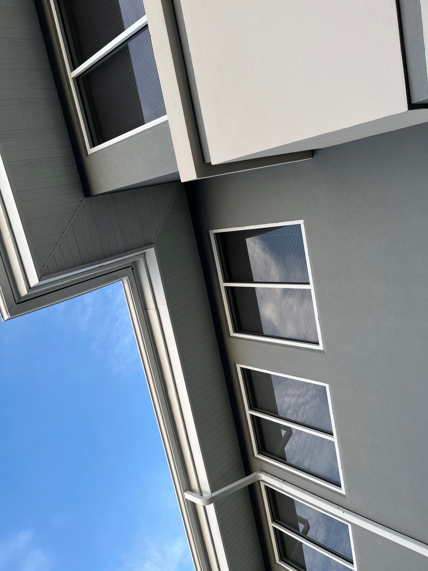 White Soffit and Fascia Replacement in Sarasota FL by Gutter Professors