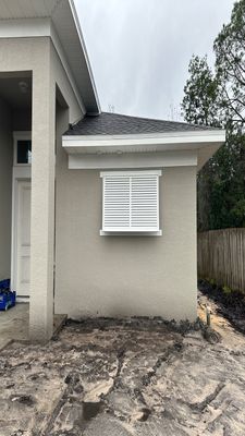Bahama Shutter in Signal White 