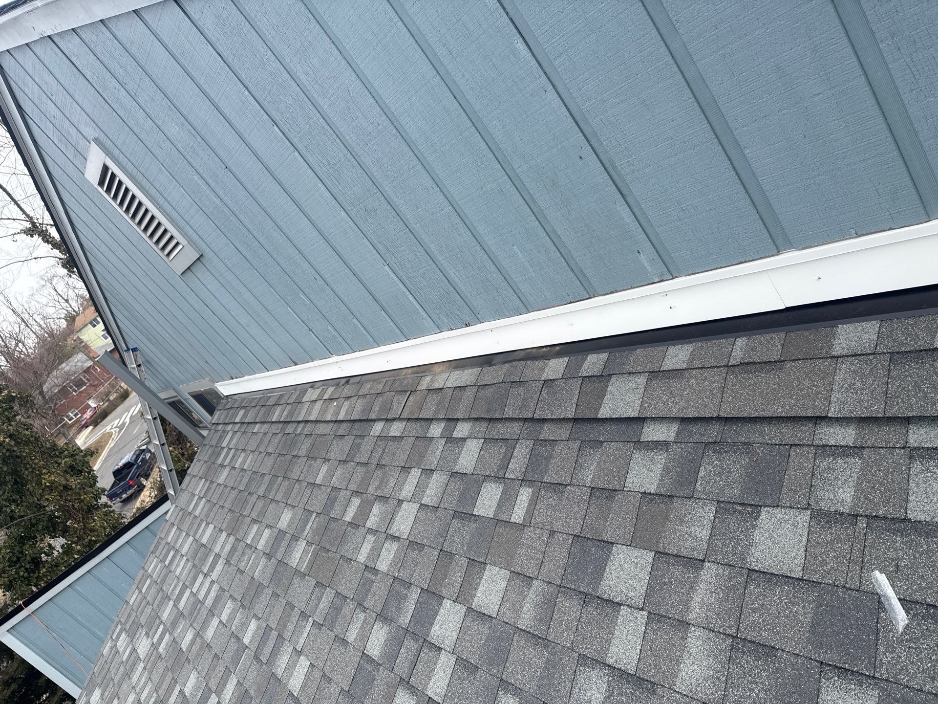 Arlington: Residential Roof Replacement with CertainTeed Landmark Pro in Max Def Georgetown Gray by RM Banning, Inc.