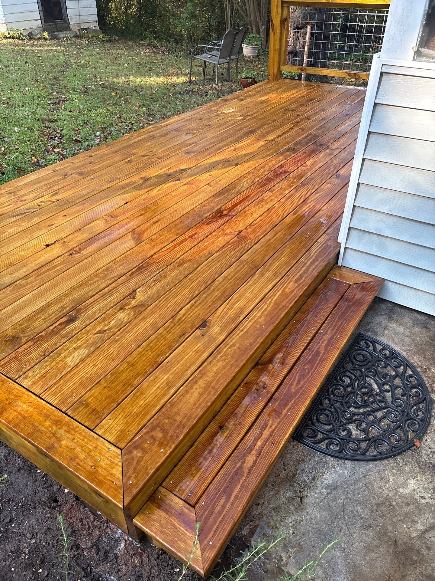 Wood Deck using Wood Sealant by DuraSeal