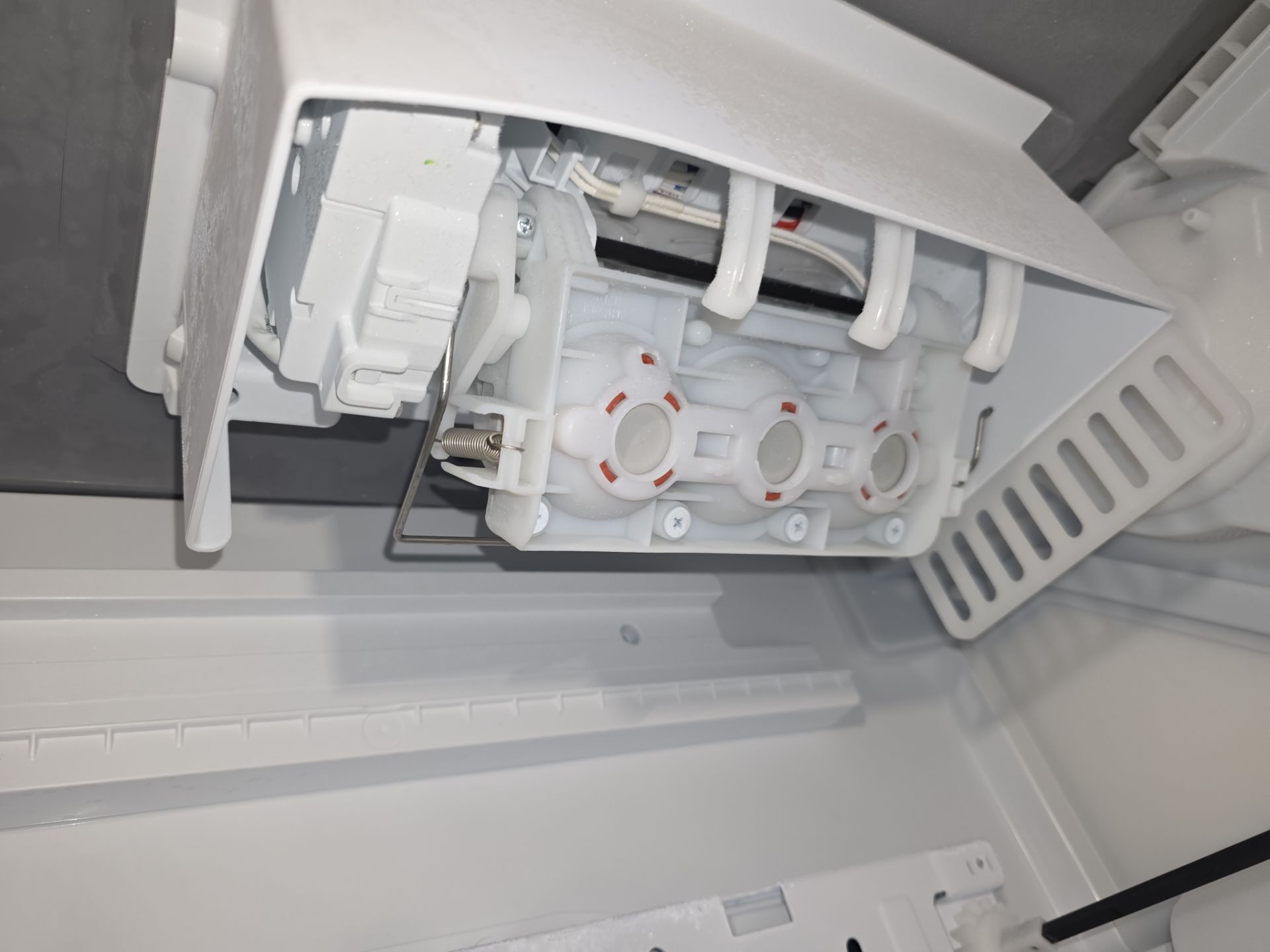 LG Refrigerator Diagnostic and Ice Maker Repair in Maitland by AMB-WORKS APPLIANCE REPAIR