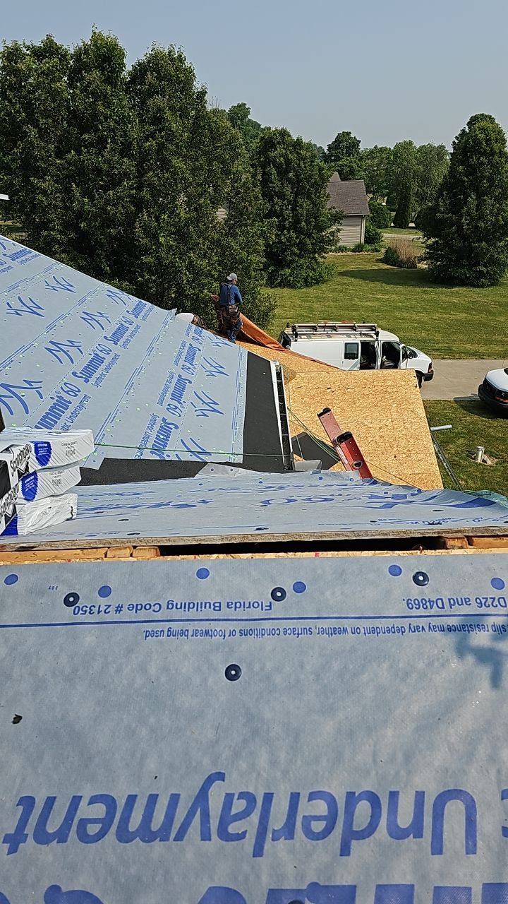 ATLAS PINNACLE COLOR: COASTAL GRANITE by Eagle Eye Roofing