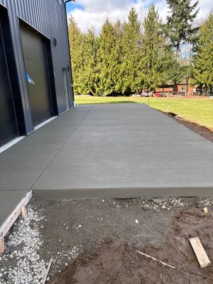 Concrete Walkway Surround and Front Patio | Snohomish 