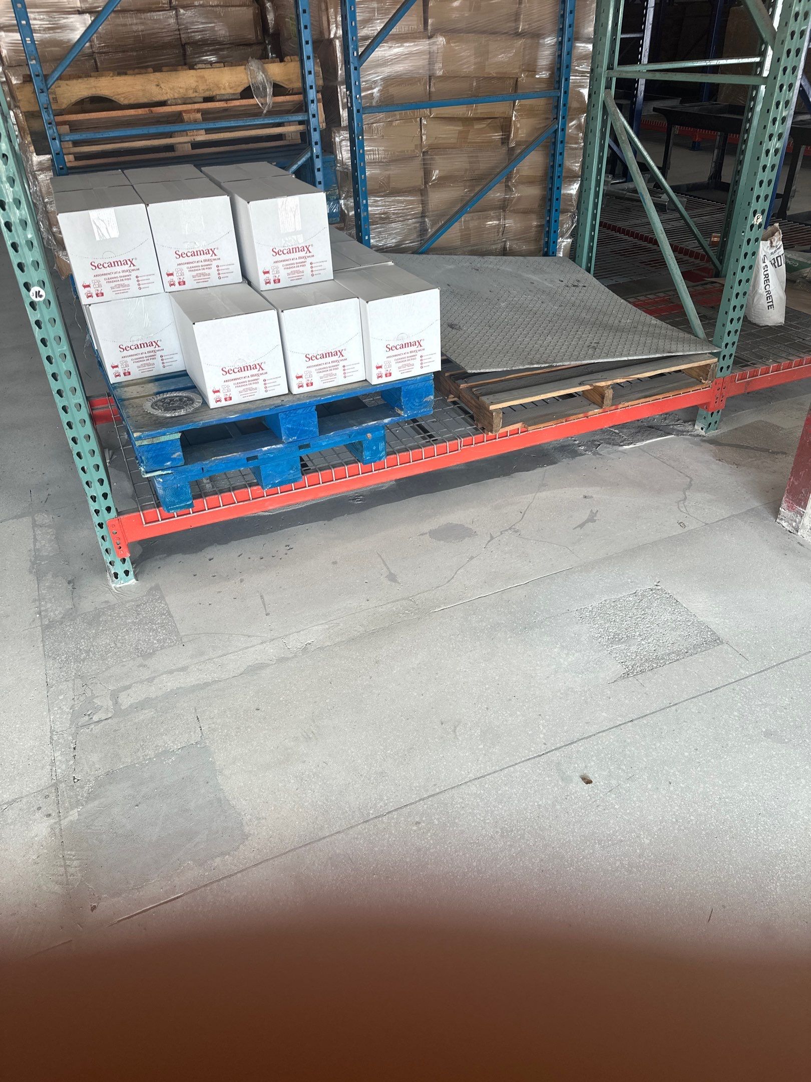 Warehouse Restoration by Seamless Surfaces