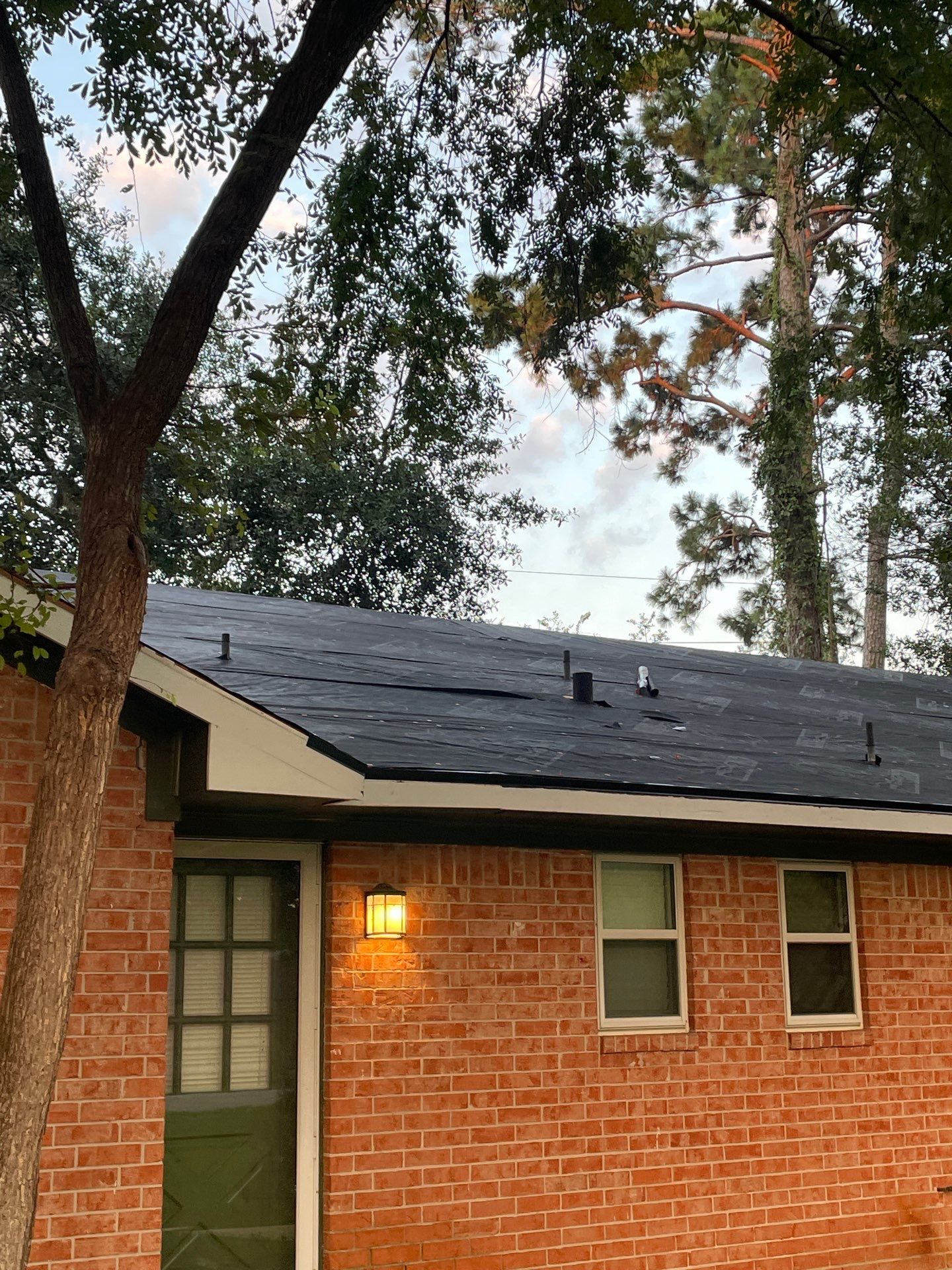 Residential Roofing Installation using Owen's Corning Duration (Lifetime) Shingles by Roof Repair Company