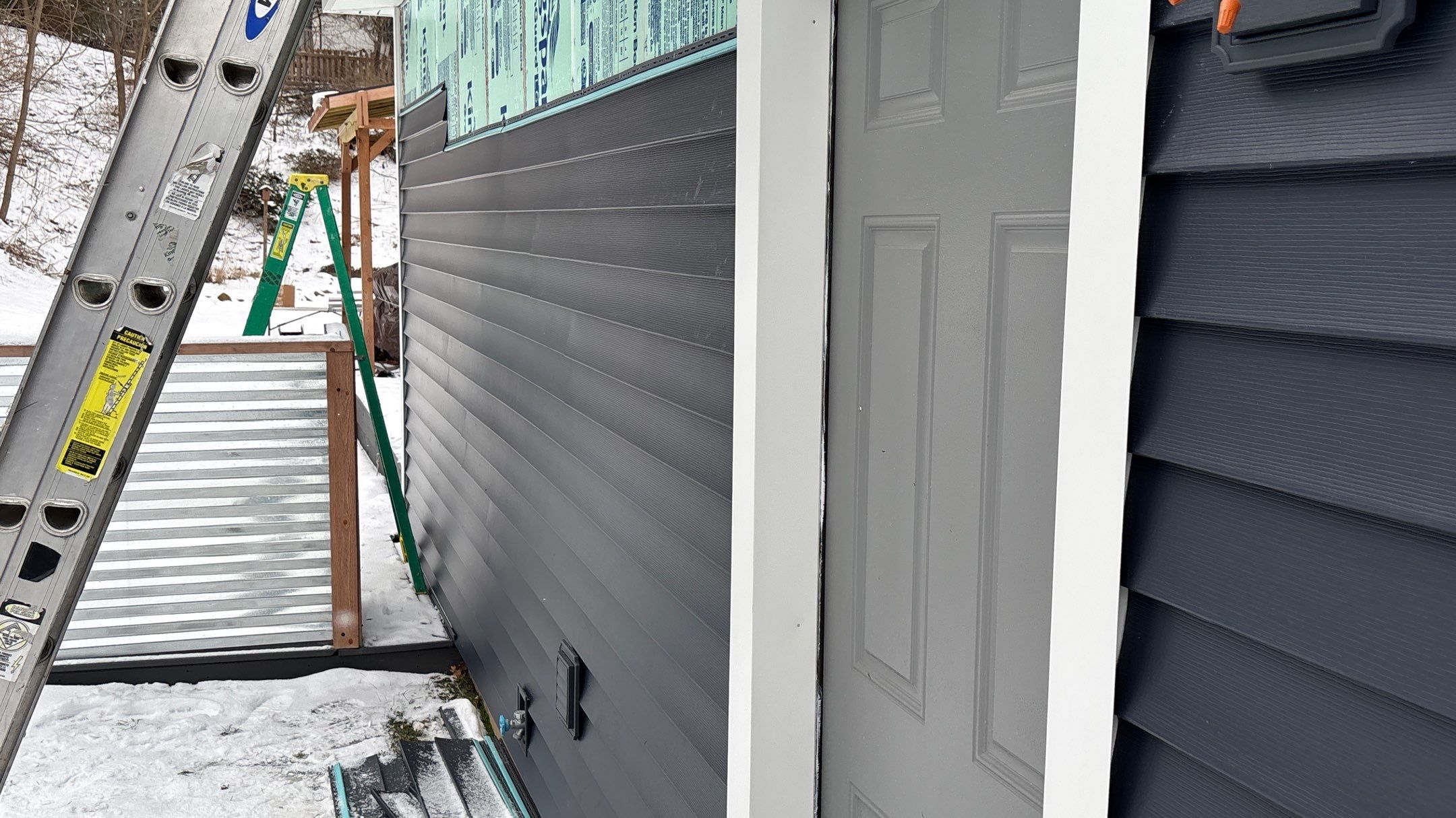 Siding Replacement using Alside Charter Oak D4.5" Riveria Dusk by 180 Contractors